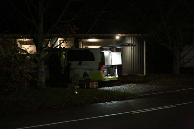 Politiet og deres teknikere ved gerningsstedet på Blytækkervej i Holbæk.