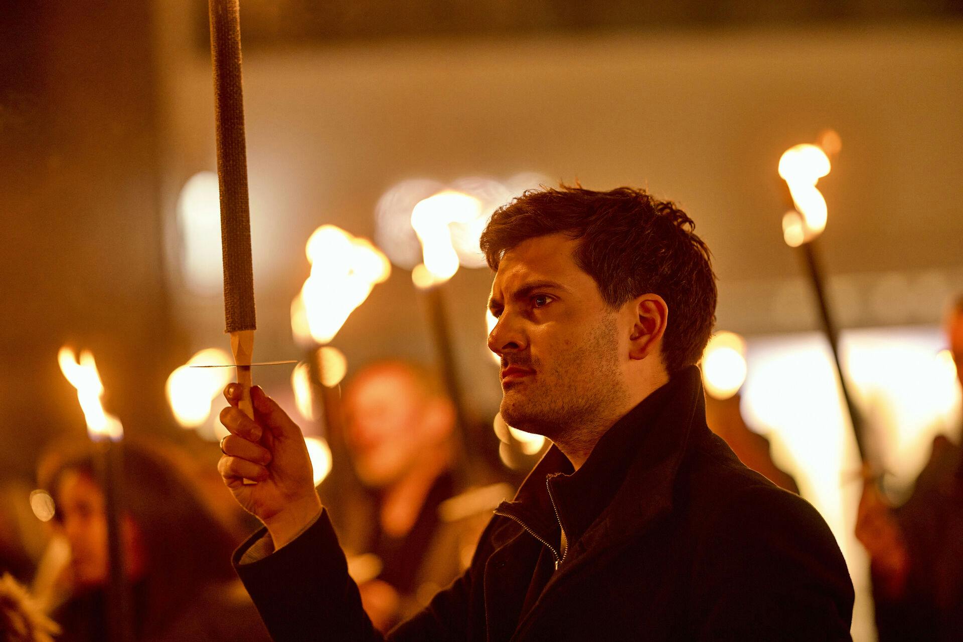 Frederik Vad er rasende over misbruget af hans navn og er gået til politiet for at få sagen efterforsket.