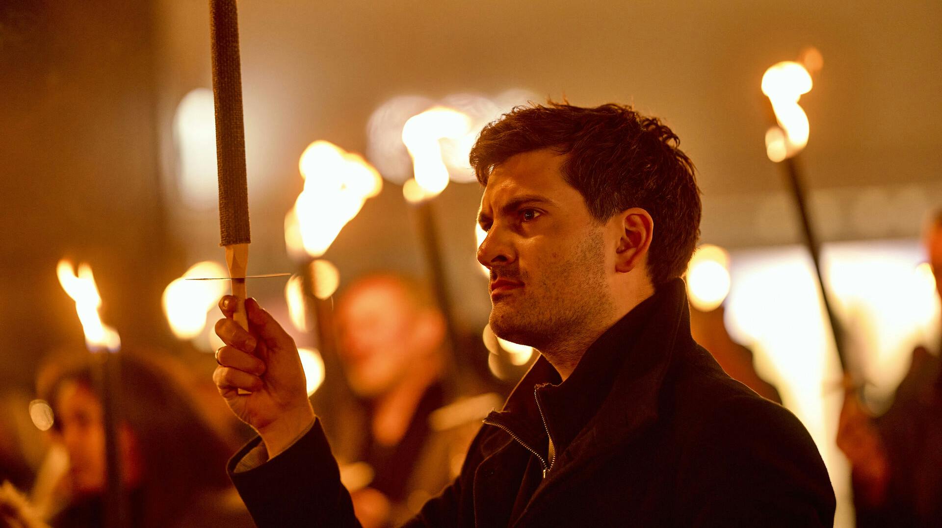 Frederik Vad er rasende over misbruget af hans navn og er gået til politiet for at få sagen efterforsket.