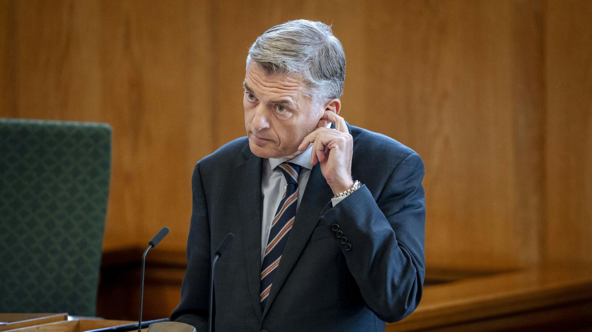 Jan E. Jørgensen måtte slette opslag op kollega. 