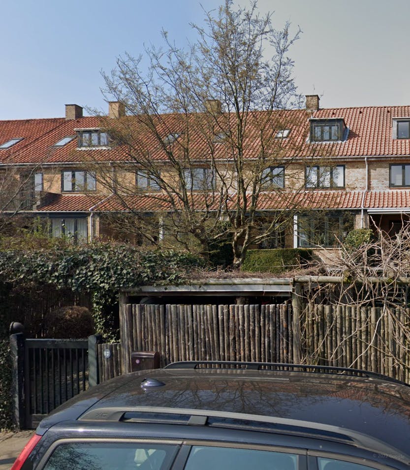 Rækkehuset, som Ellen Hillingsø nu sælger, er fra 1930.