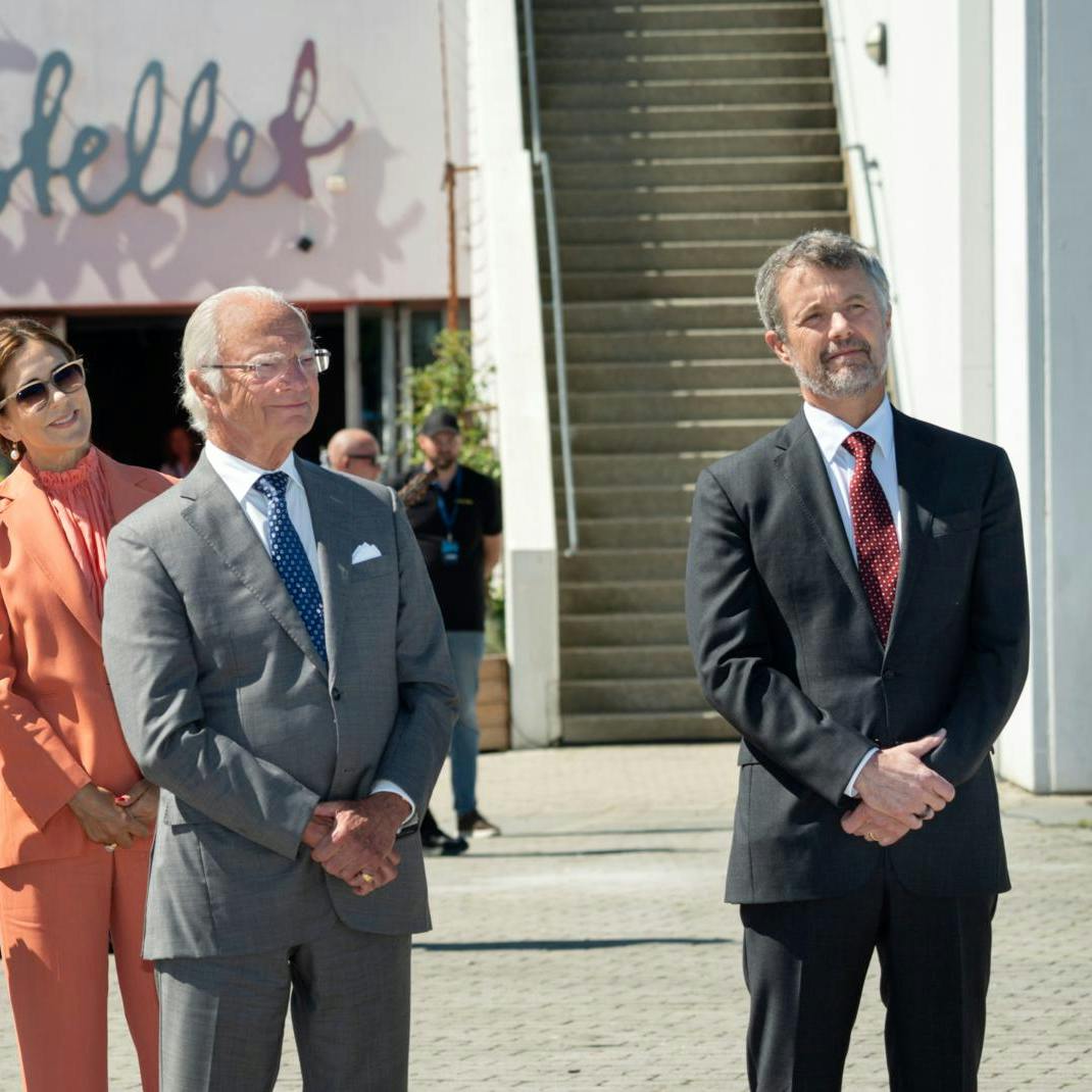 Sagen rammer meget tæt på det svenske kongepar, kong Carl Gustaf og dronning Silvia, der her ses under et besøg i Danmark tidligere i år.