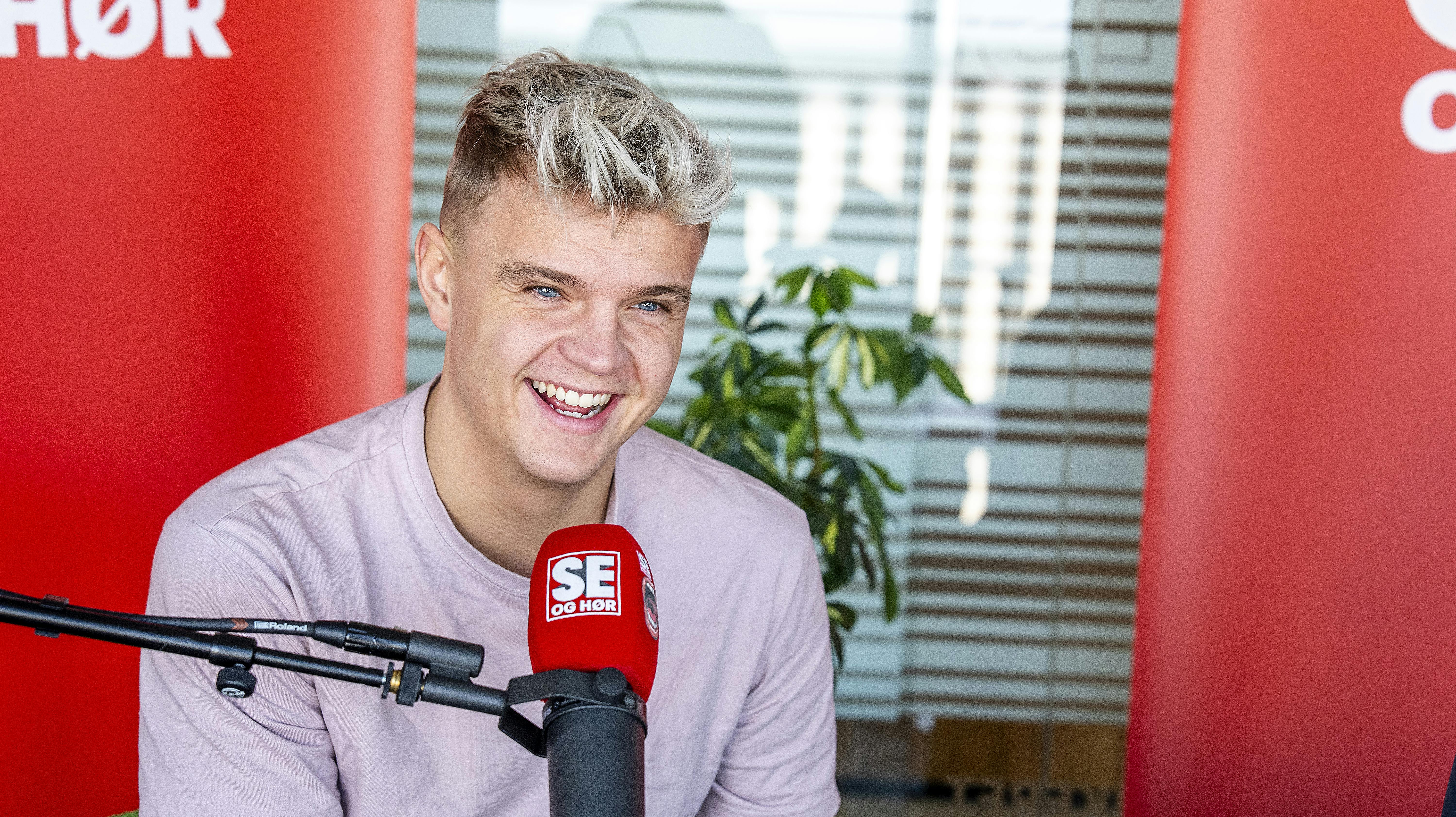 Theis Horndrup fra sæson 21 af "Paradise Hotel" er nomineret i kategorien "Årets hotteste mand" ved Reality Awards 2026. Men kan han slå de fire andre gutter? Døm selv i galleriet længere nede.