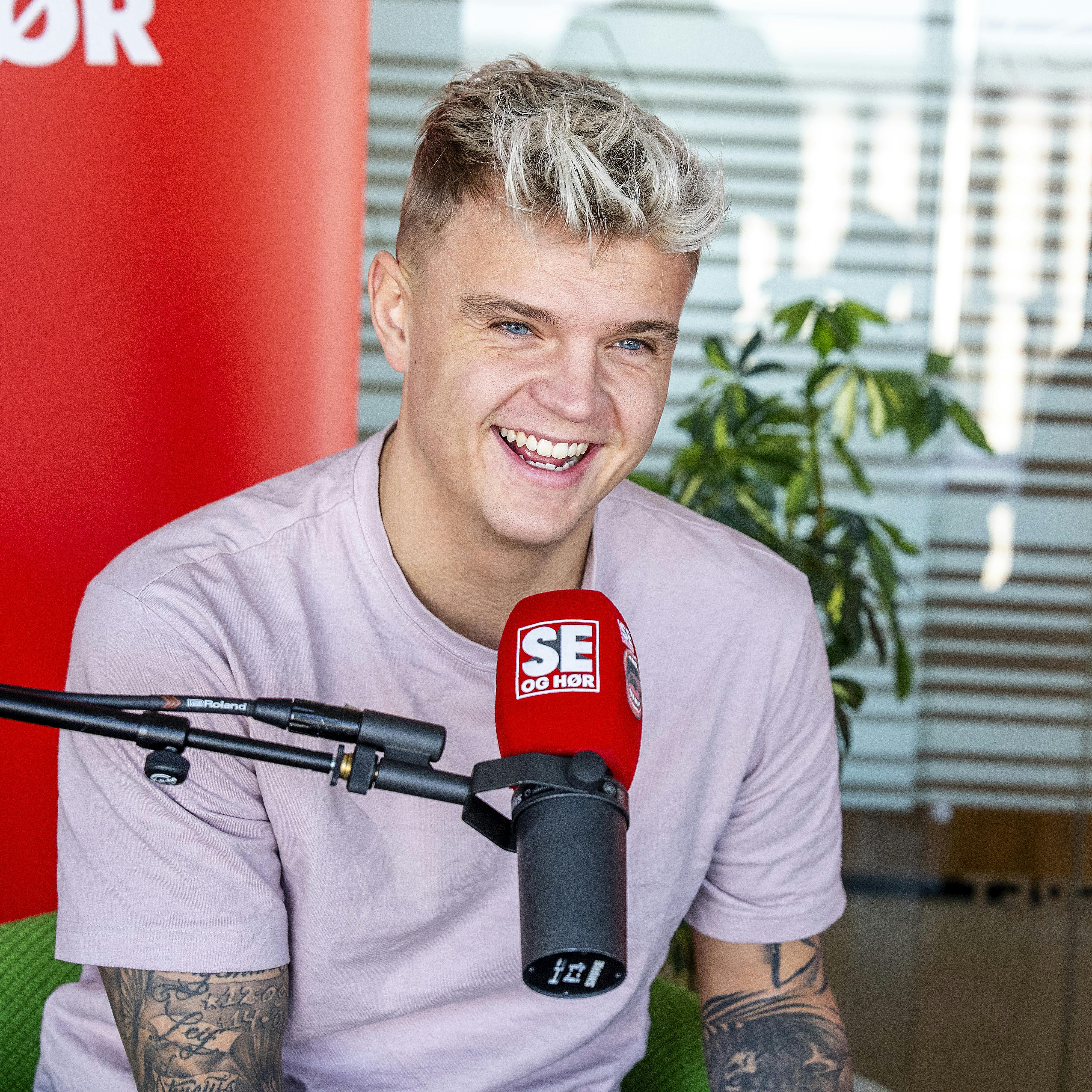 Theis Horndrup fra sæson 21 af "Paradise Hotel" er nomineret i kategorien "Årets hotteste mand" ved Reality Awards 2026. Men kan han slå de fire andre gutter? Døm selv i galleriet længere nede.