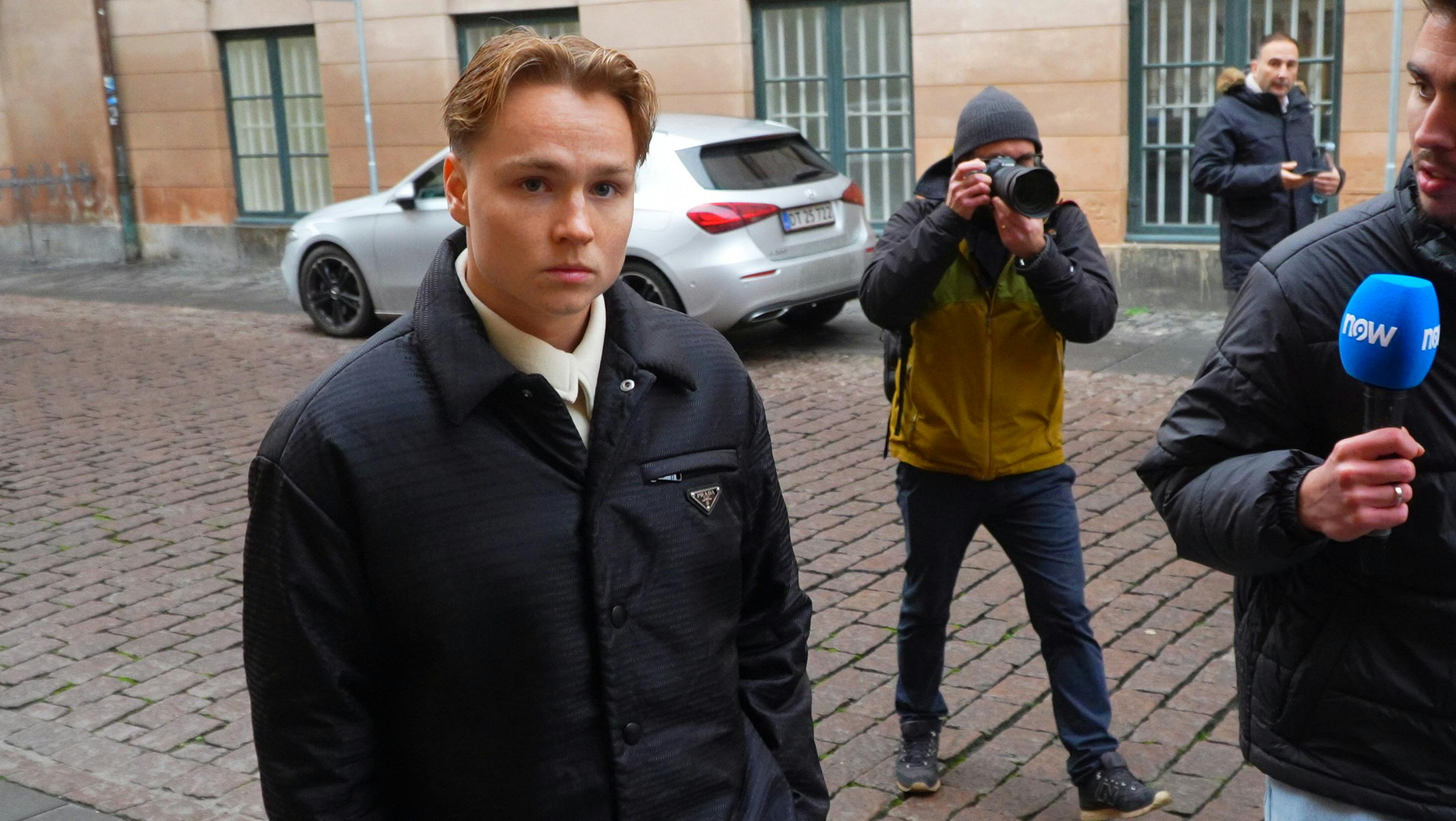 Norske Andreas Schjelderup er blevet straffet med 14 dages betinget fængsel.