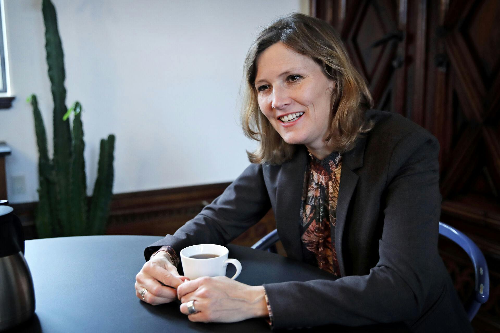 Helsingørs Borgmester Benedicte Kiær. Fotograferet i byrådssalen og på sit kontor på Helsingør Rådhus.