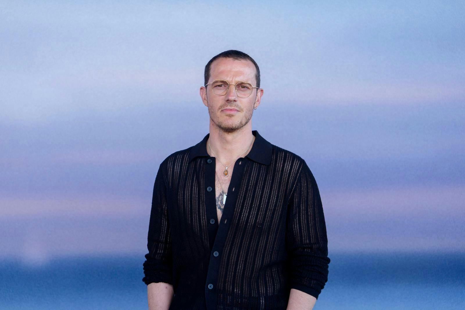 Simon Sears har for nylig medvirket i Netflix-succesen "Reservatet" og DR-serien "Generationer".