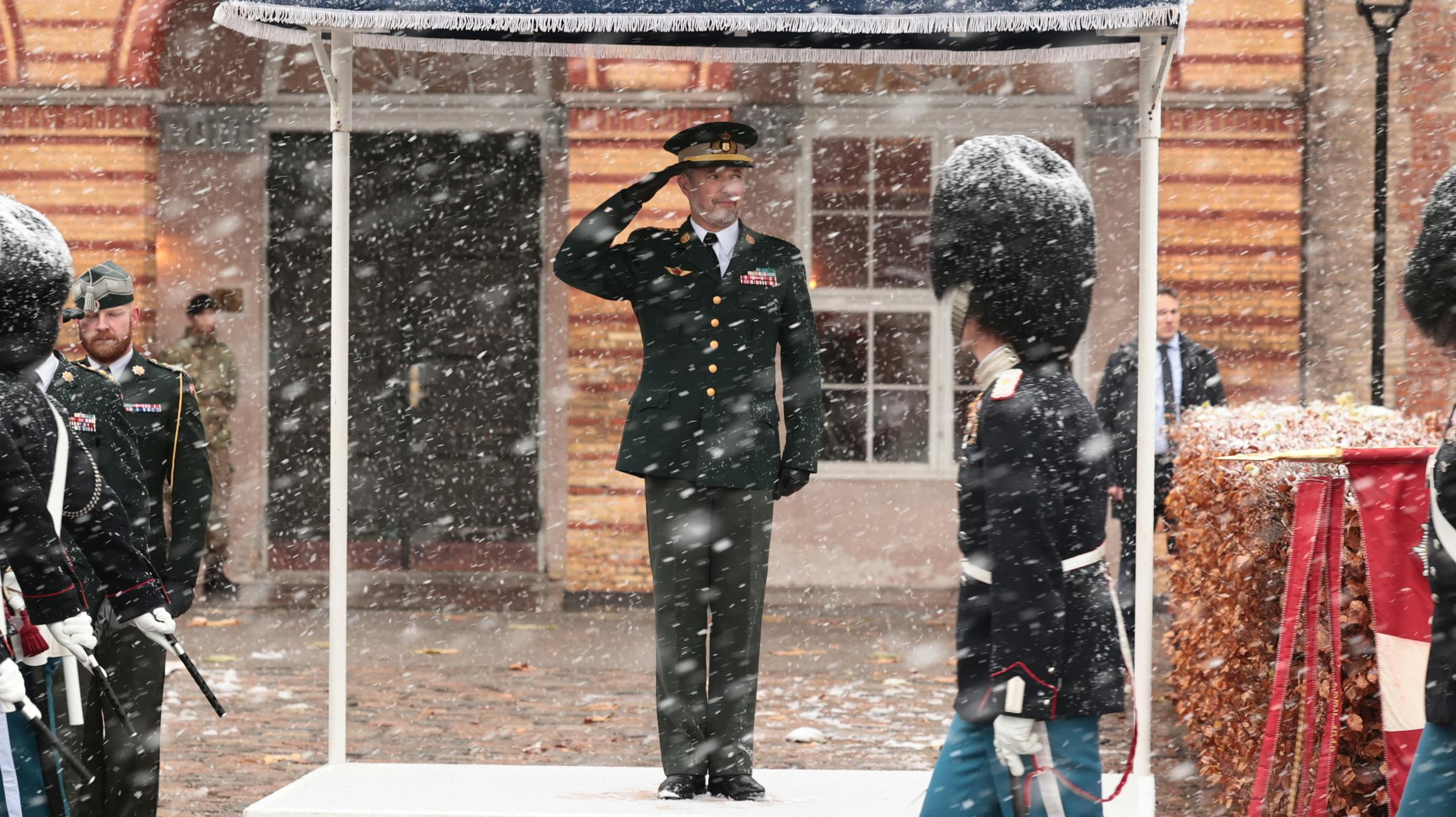 Kong frossenpind ville i stå i snevejret.