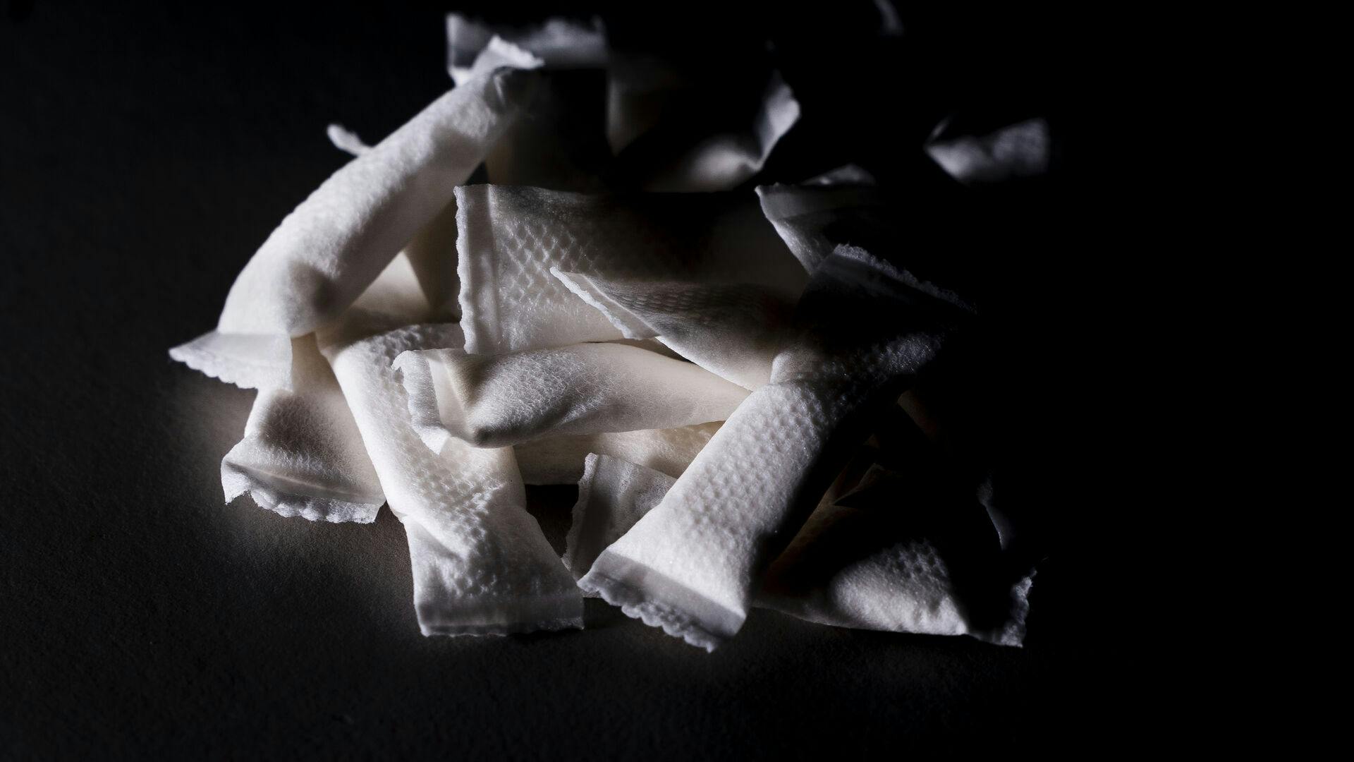 Alene i første halvdel af 2025 har staten tjent næsten 640 millioner kroner, men eksperter advarer om prisen for folkesundheden.