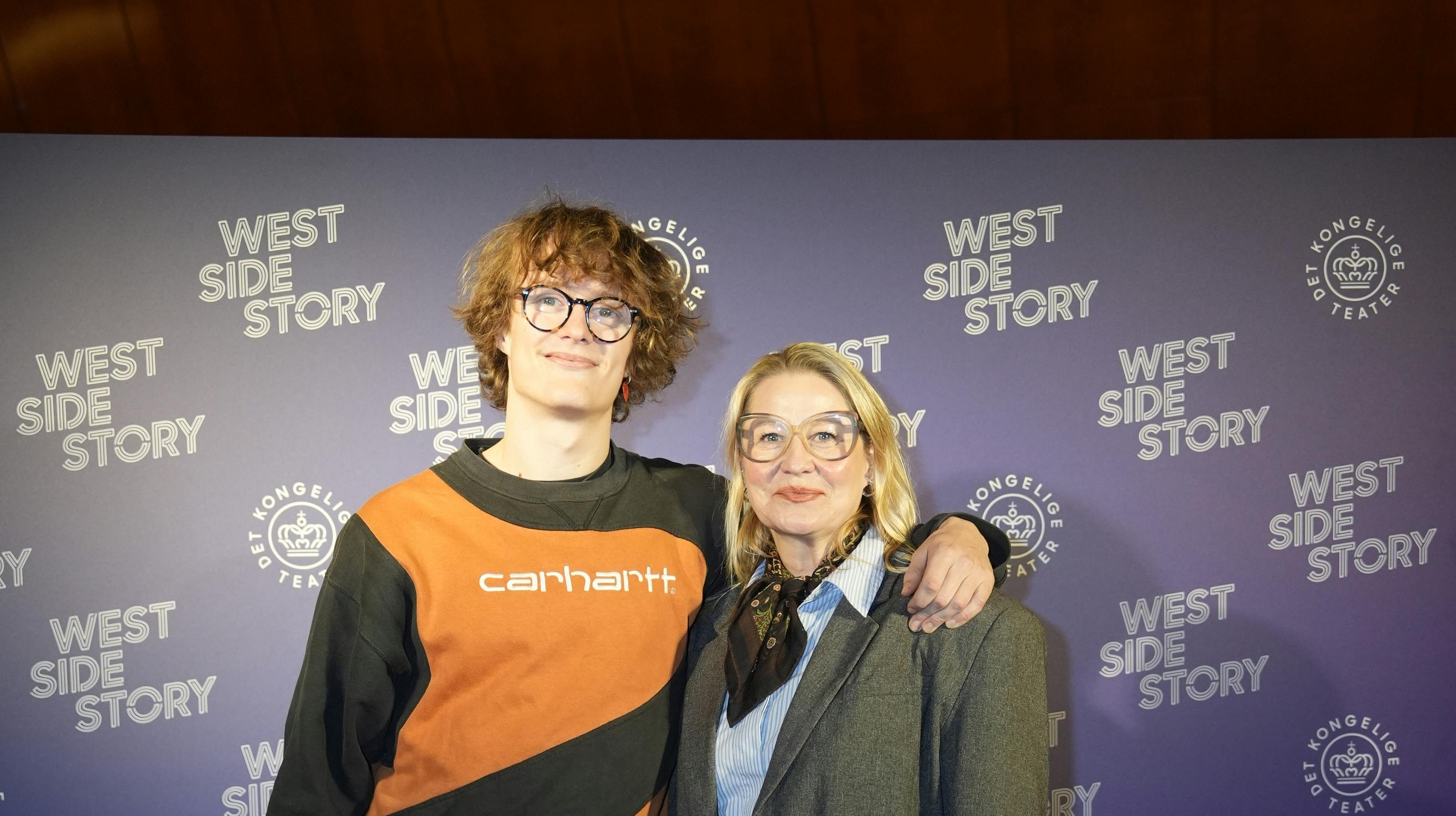 Skuespiller Trine Dyrholm med sin søn Axel.