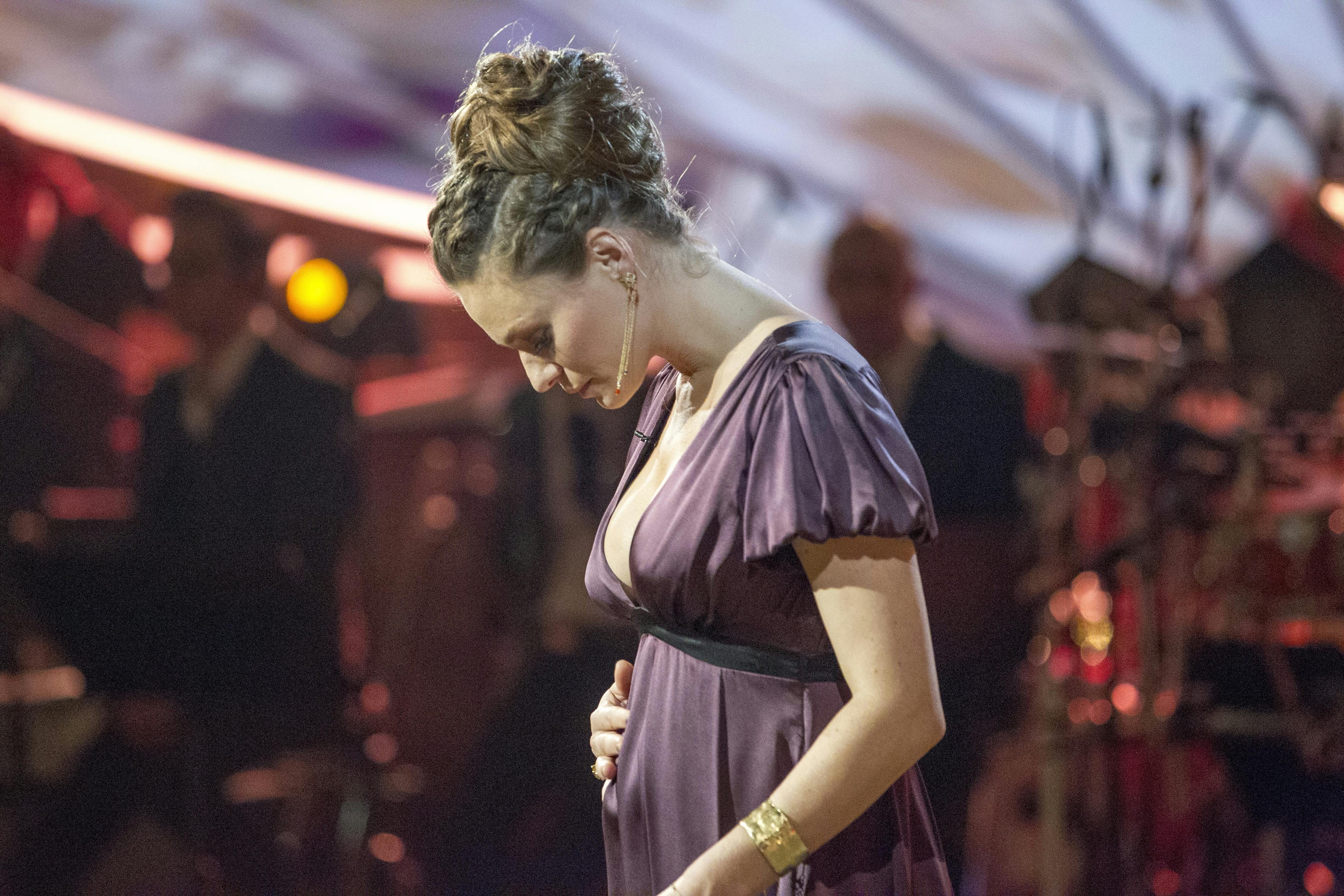 Sarah Grünewald i et af de senere programmer efter afsløringen af graviditeten i "Vild med dans" i 2015.