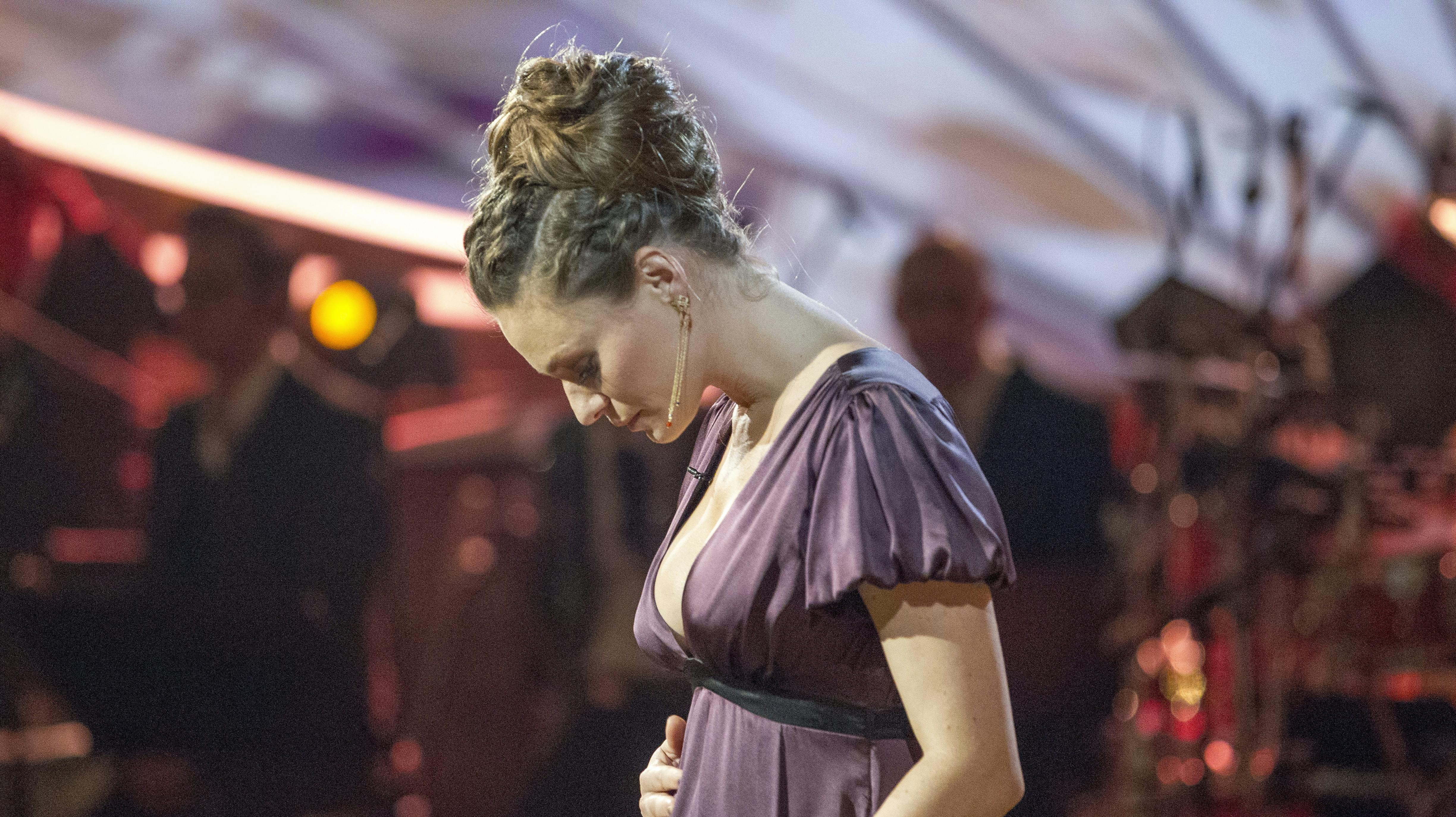 Sarah Grünewald i et af de senere programmer efter afsløringen af graviditeten i "Vild med dans" i 2015.