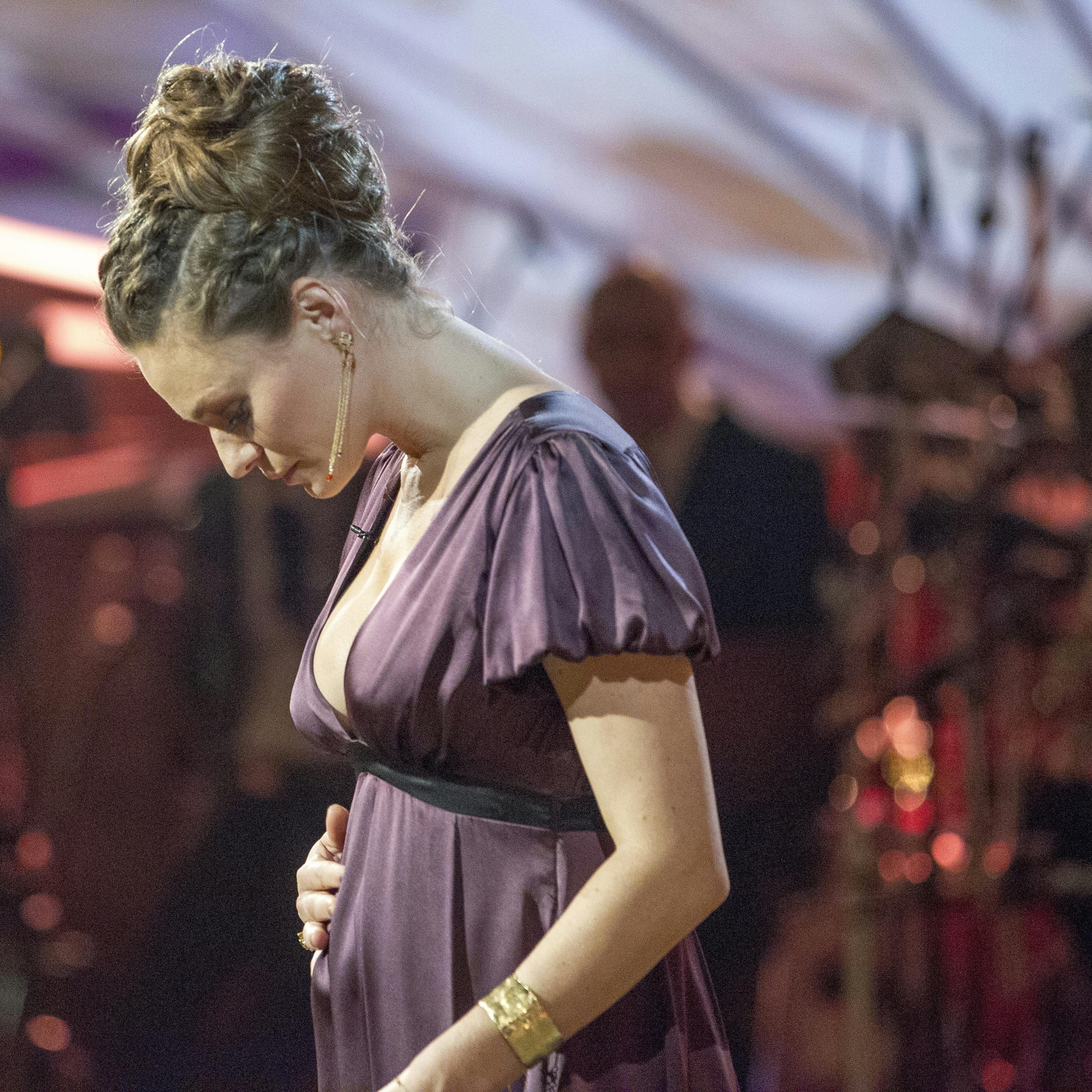 Sarah Grünewald i et af de senere programmer efter afsløringen af graviditeten i "Vild med dans" i 2015.