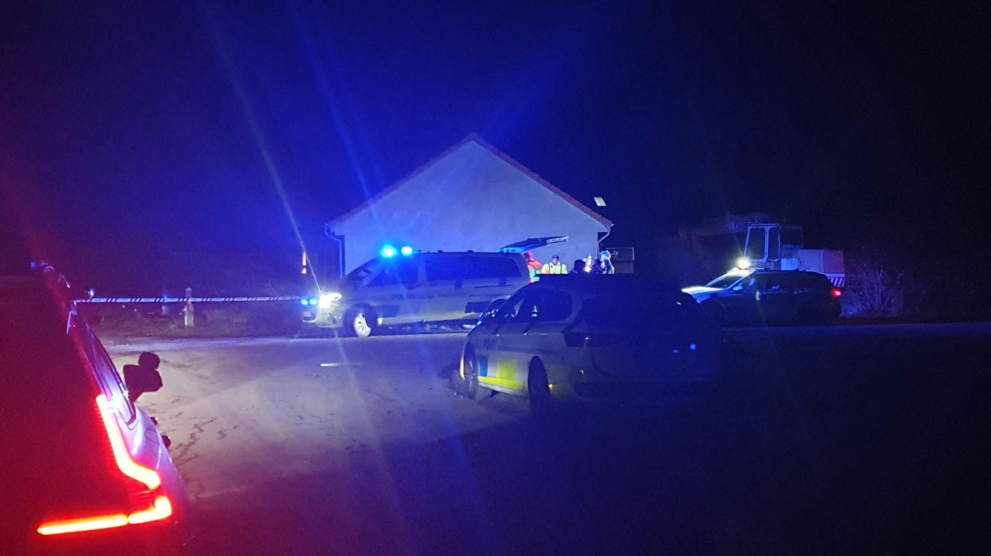 En person blev lørdag aften ramt af skud på Lolland.