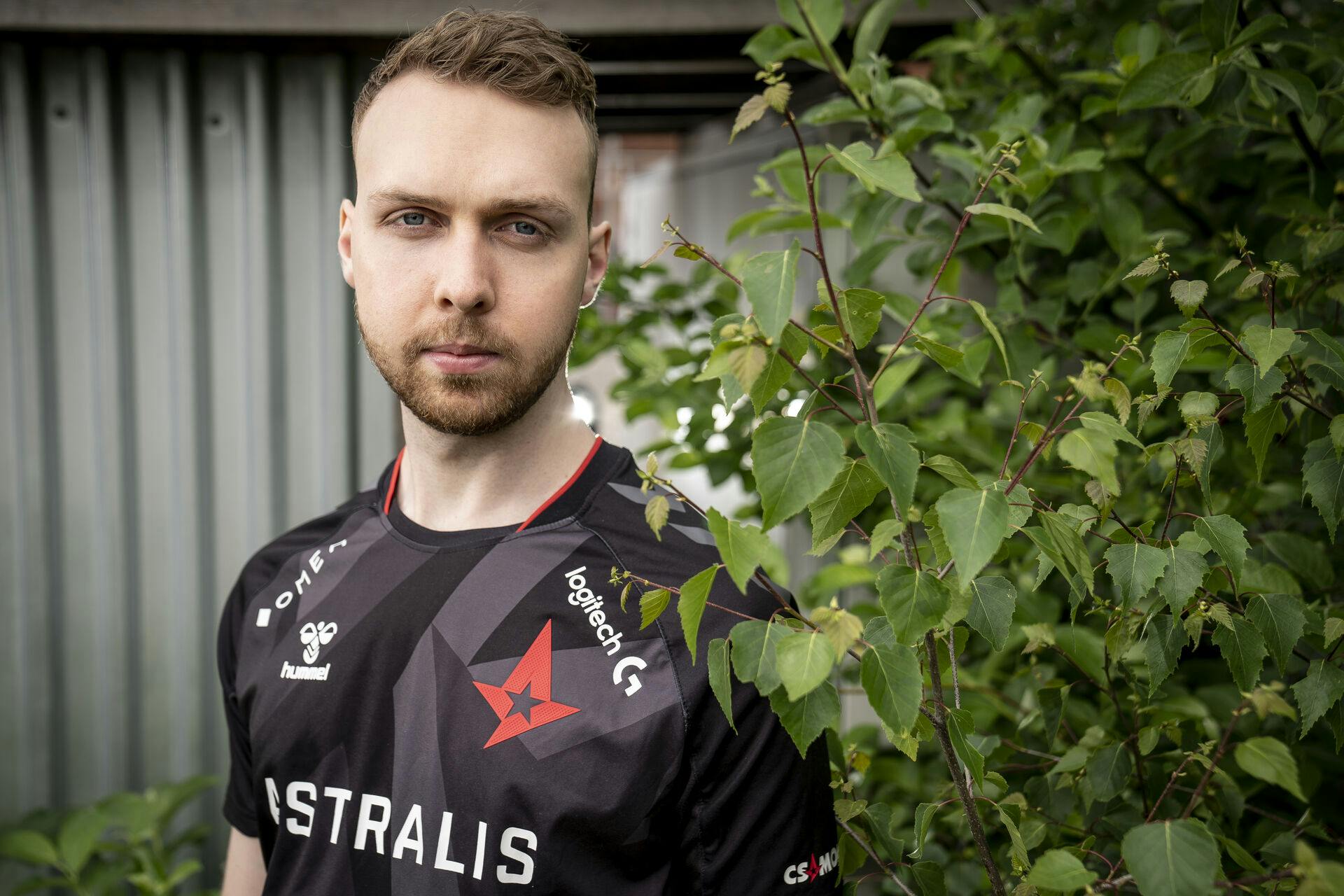 Lukas 'Gla1ve' Rossander havde sin storhedstid i Astralis. Nu stopper den legendariske ingame-leader karrieren. I stedet vil han være træner for et Counter Strike-hold.