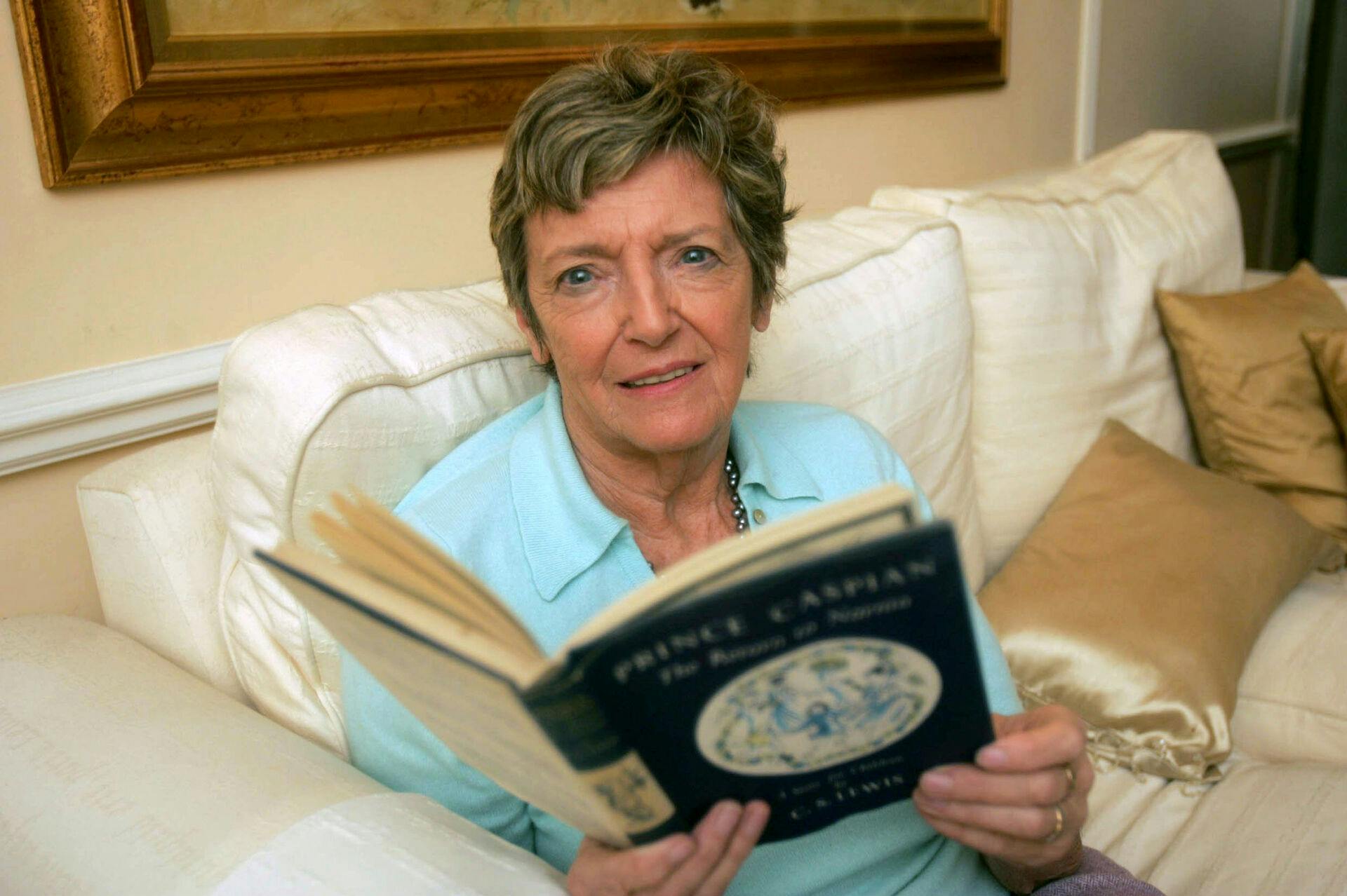 Jill Freud er død. Hun blev 98 år.