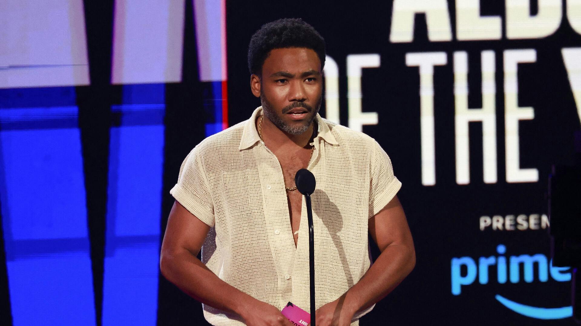 Childish Gambino fortæller nu, hvorfor han sidste år blev nødt til at aflyse flere koncerter.