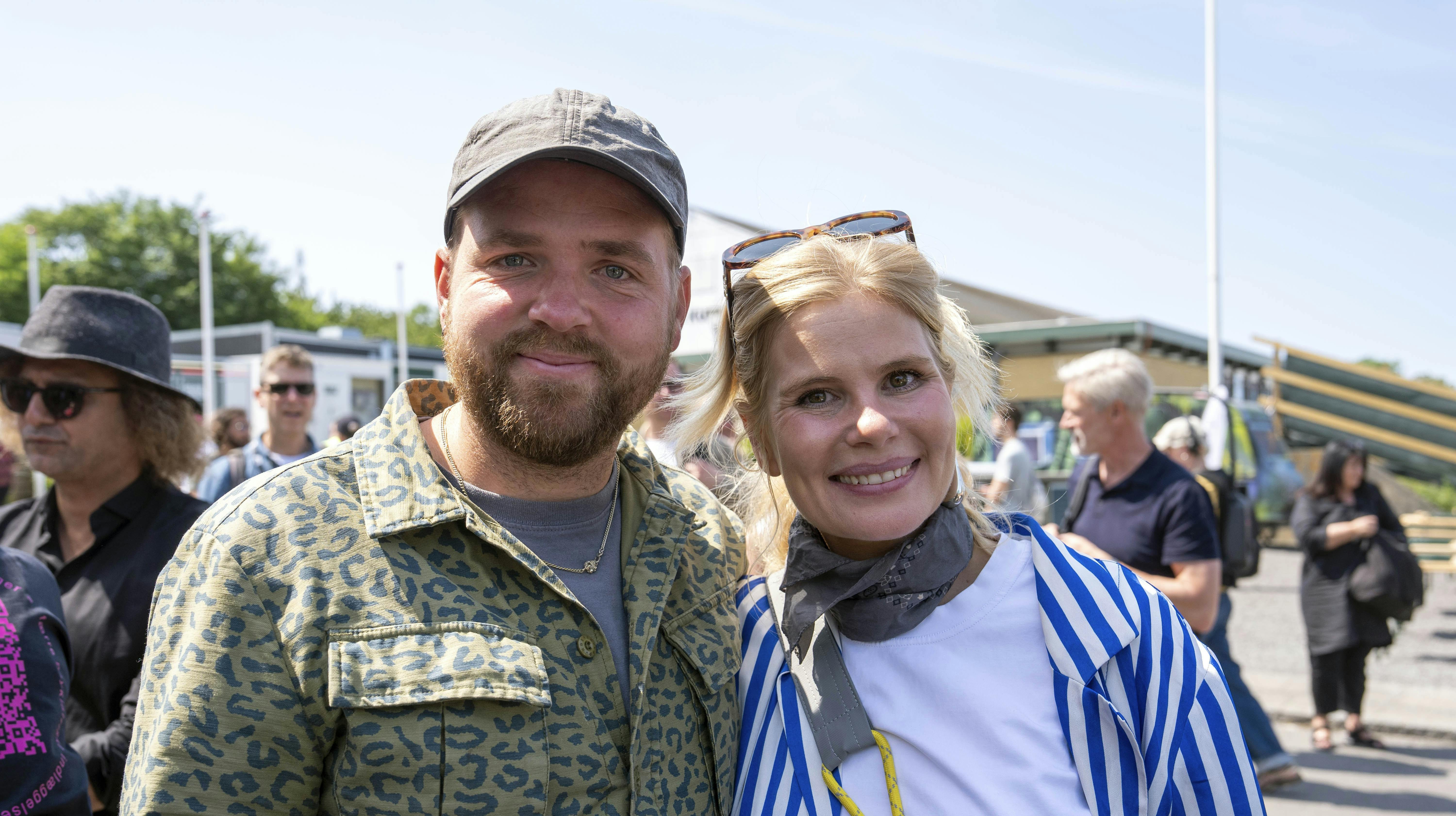 Joakim Ingversen og Sofie Linde har god grund til at smile stort. Det går således strålende i deres designvirksomghed.