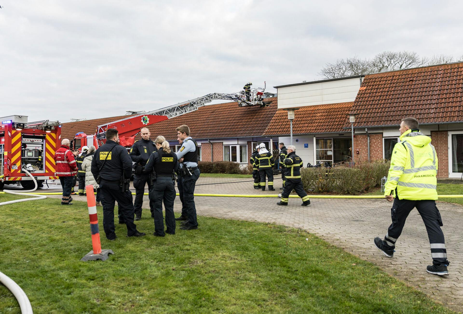 Flere personer er blevet evakueret ved en en brand på Plejecenter Sømarken i Nykøbing Falster onsdag den 26. november 2025