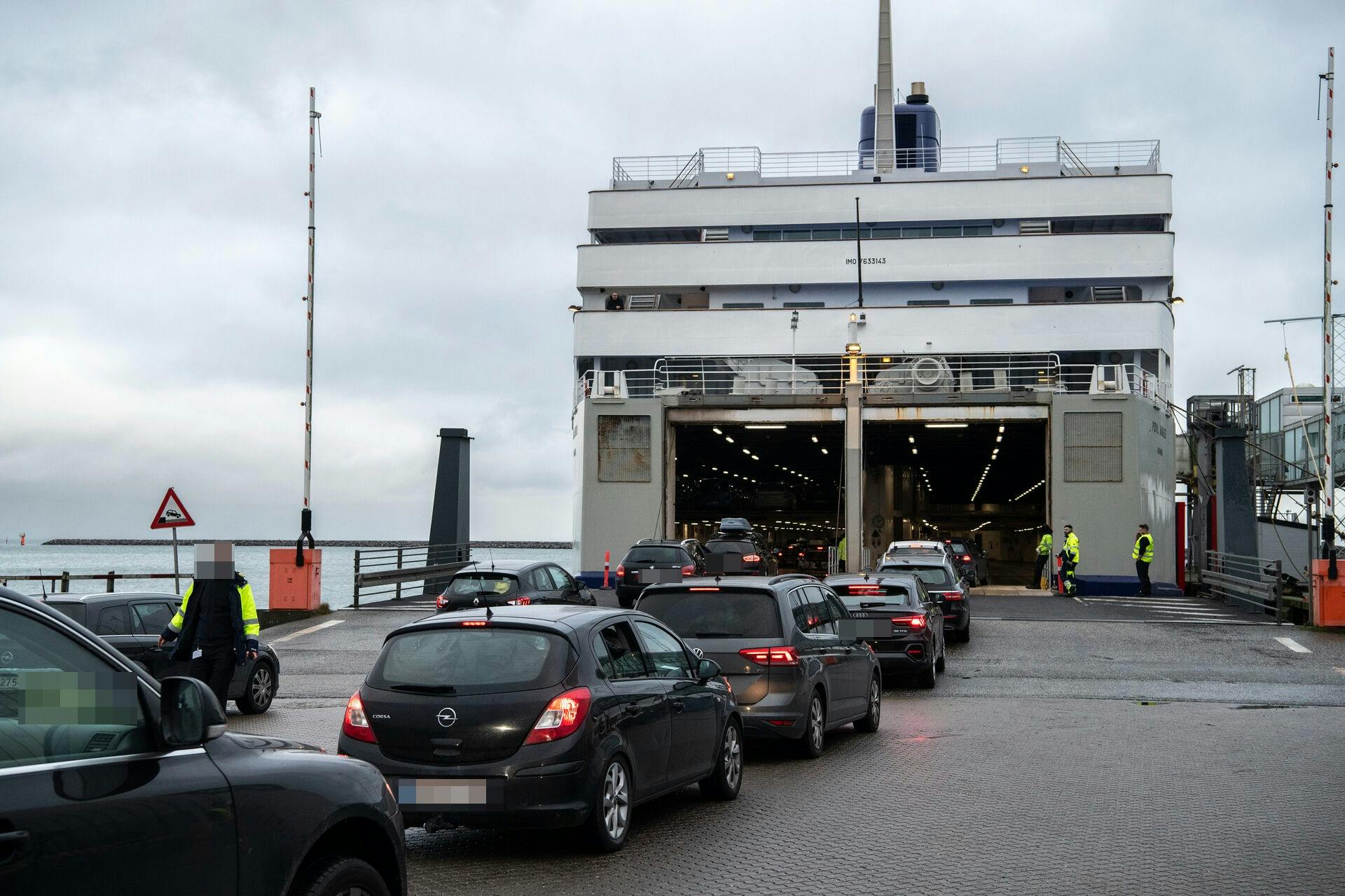 Politiet stod klar ved færgelejet i Rønne, da topdirektøren kom kørende med en for høj promille. Men senere på dagen løb han ind i de samme problemer - nu på Sjælland.