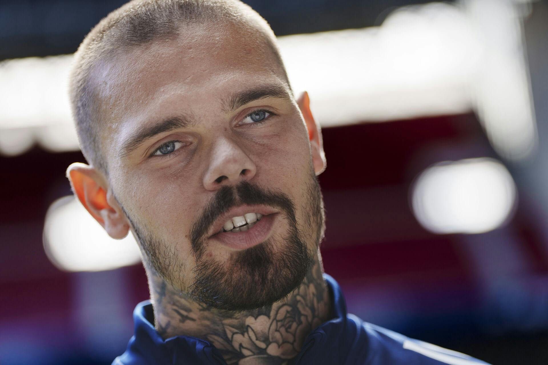 Dominik Kotarski og hans familie bliver truet på livet.