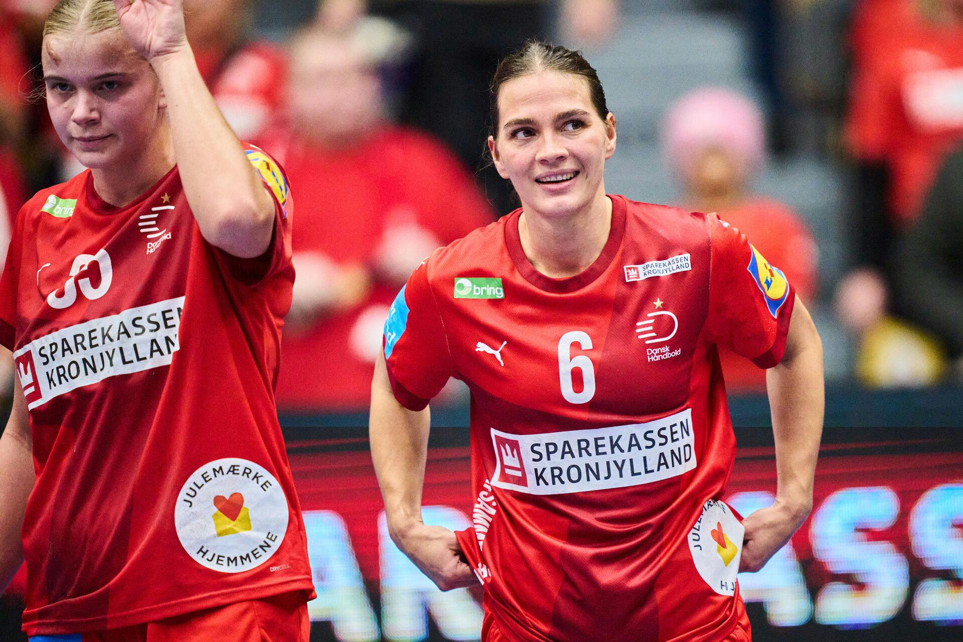 Der er en rigtig god grund til, at kvindelandsholdet spiller oftere og oftere i røde shorts. En regel, som IHF endnu ikke har lavet om endnu, kan dog betyde, at håndboldkvinderne kan tvinges i hvide shorts.