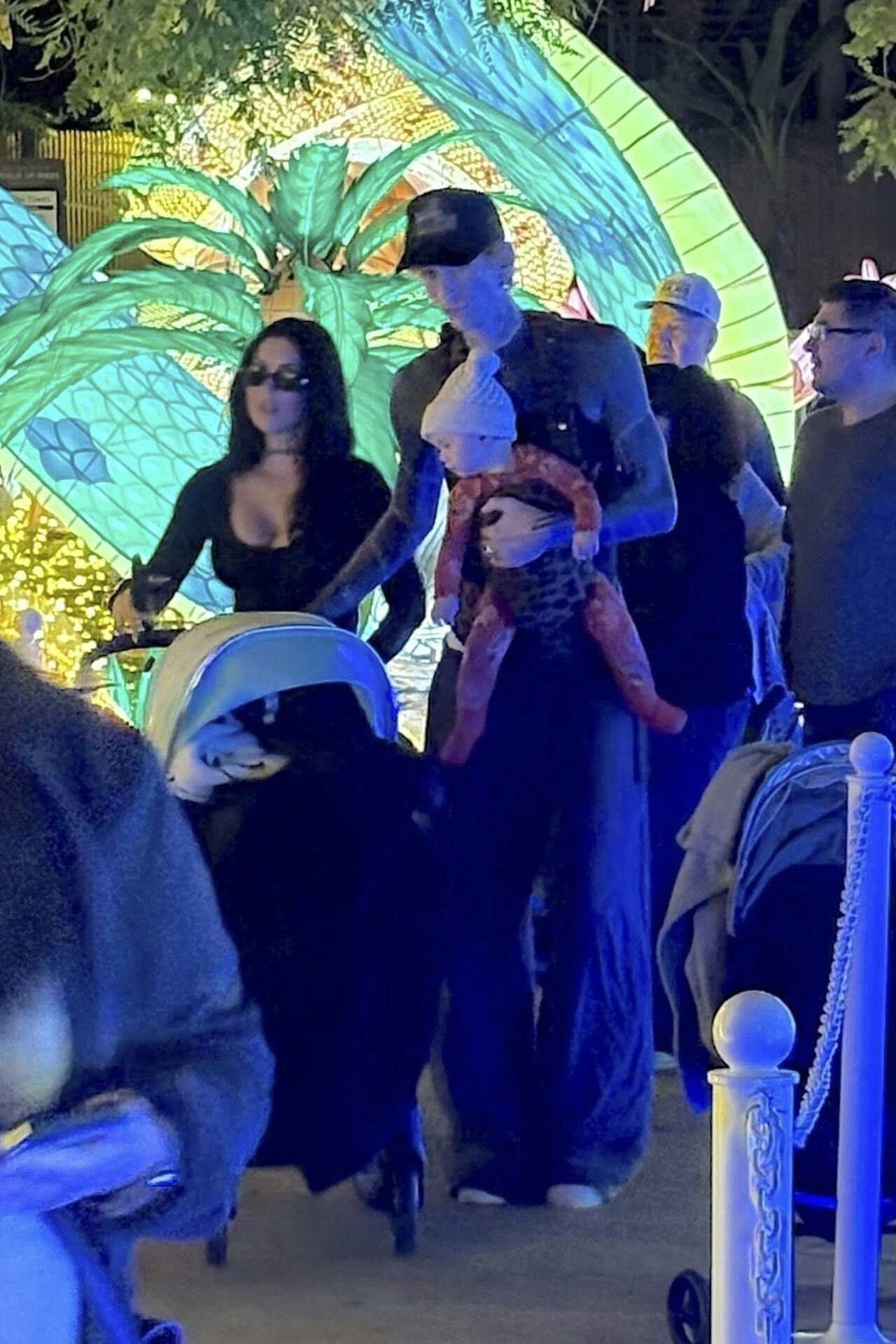 Sådan så det ud, da parret onsdag aften var i zoologisk have i Los Angeles.