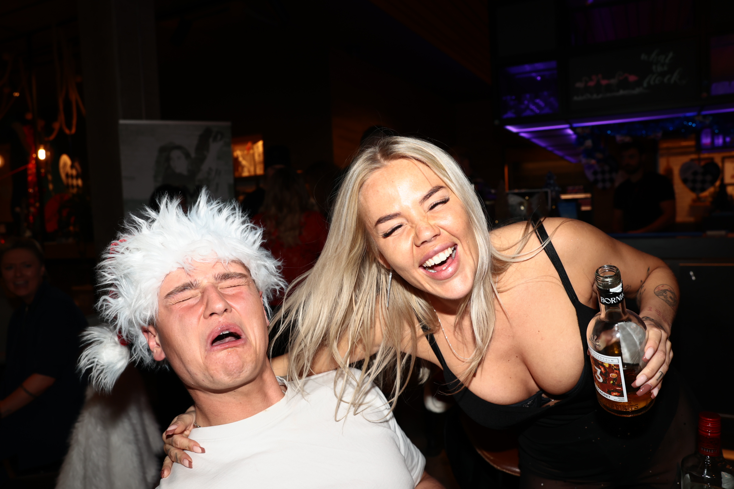 Hvis kendisjulefrokoster havde en manual, ville det her være forsiden.