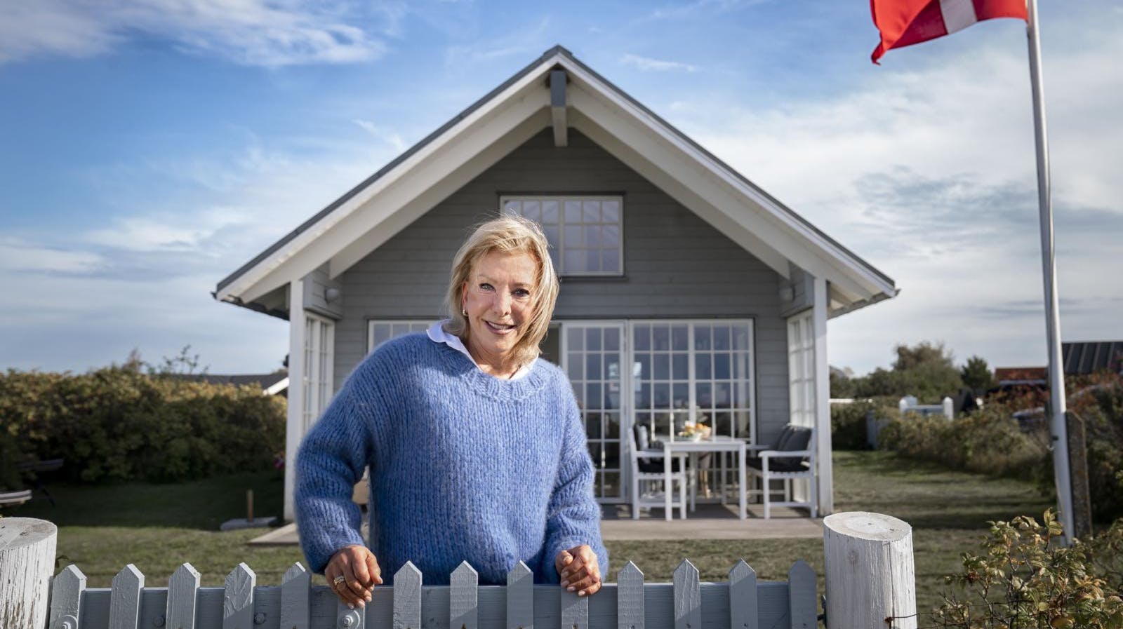 SE og HØR har tidligere besøg Dorthe Kollo i sommerhuset på Enø.