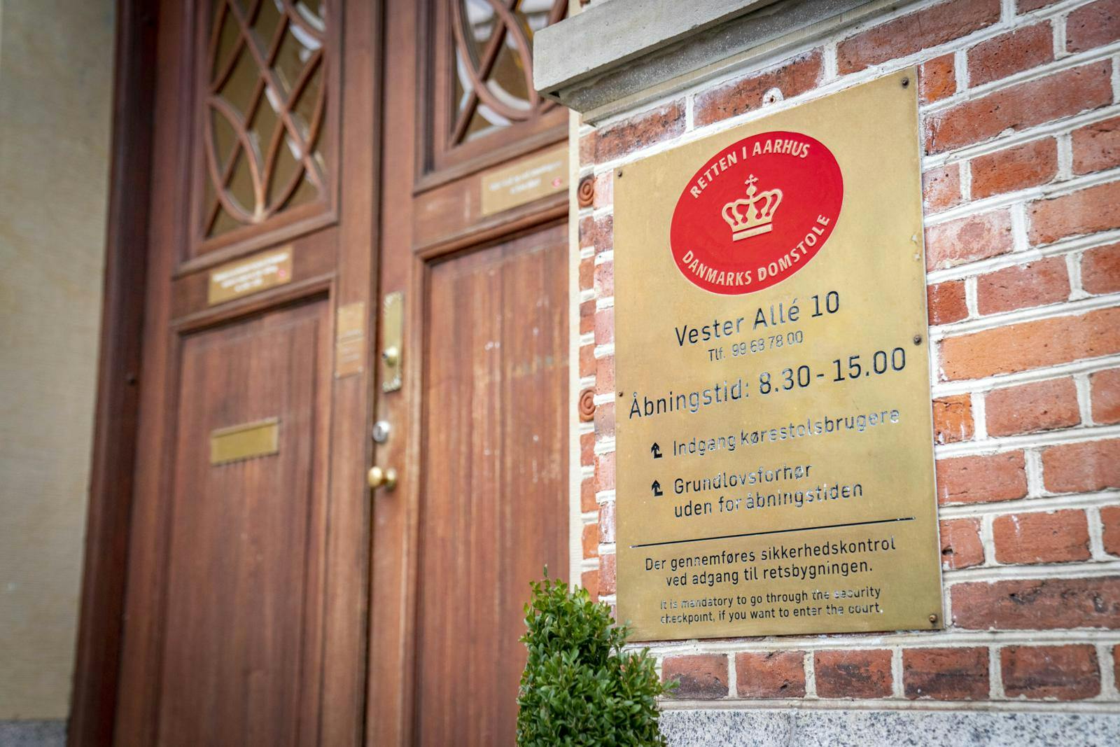 Manden skal møde i Retten i Aarhus senere i december.