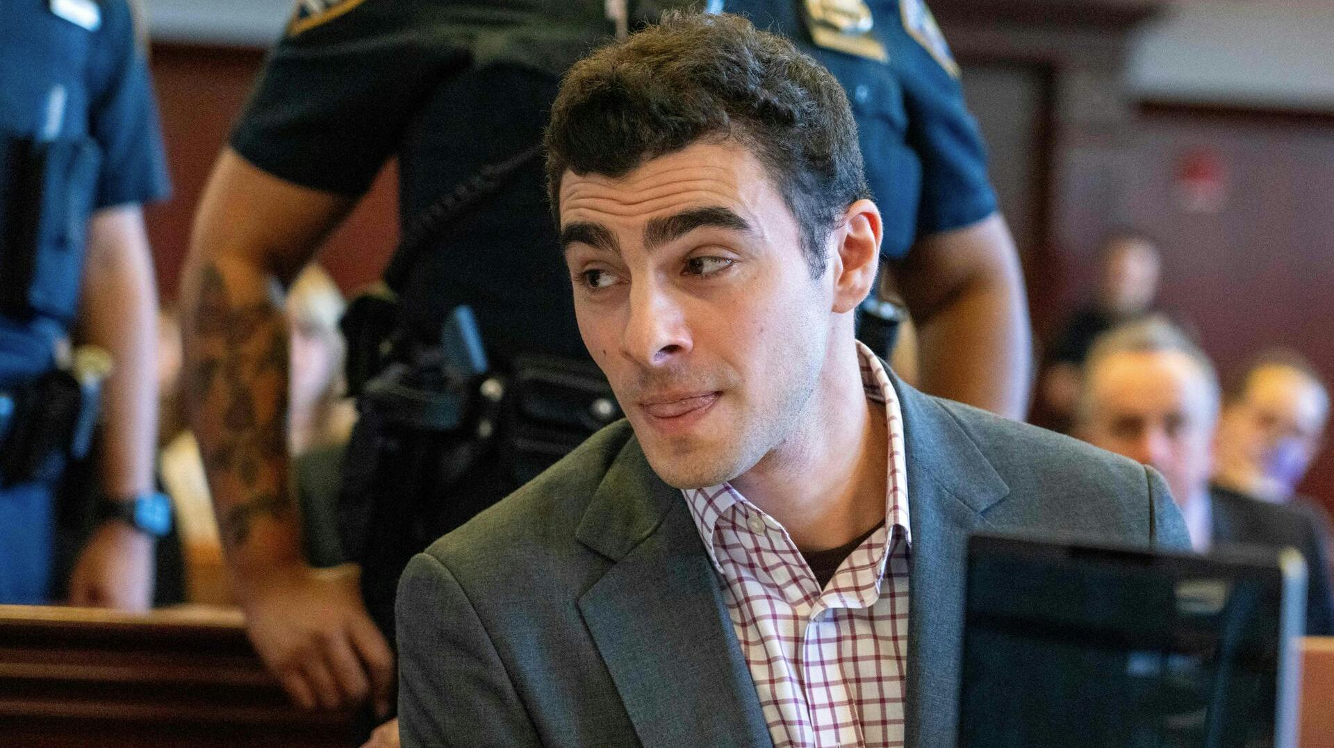 Mandag mødte Luigi Mangione igen op i retten i New York.