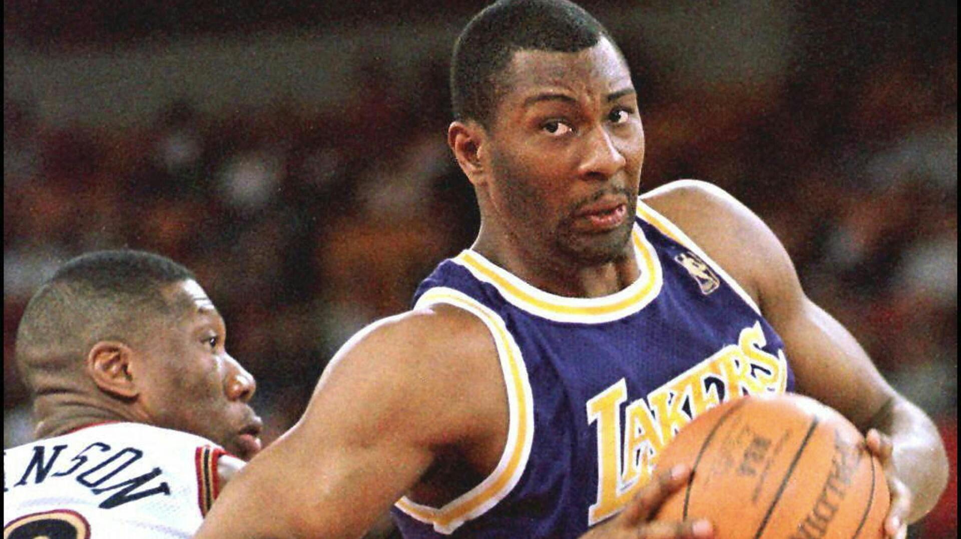 Elden Campbell spillede ni sæsoner for Los Angeles Lakers. 