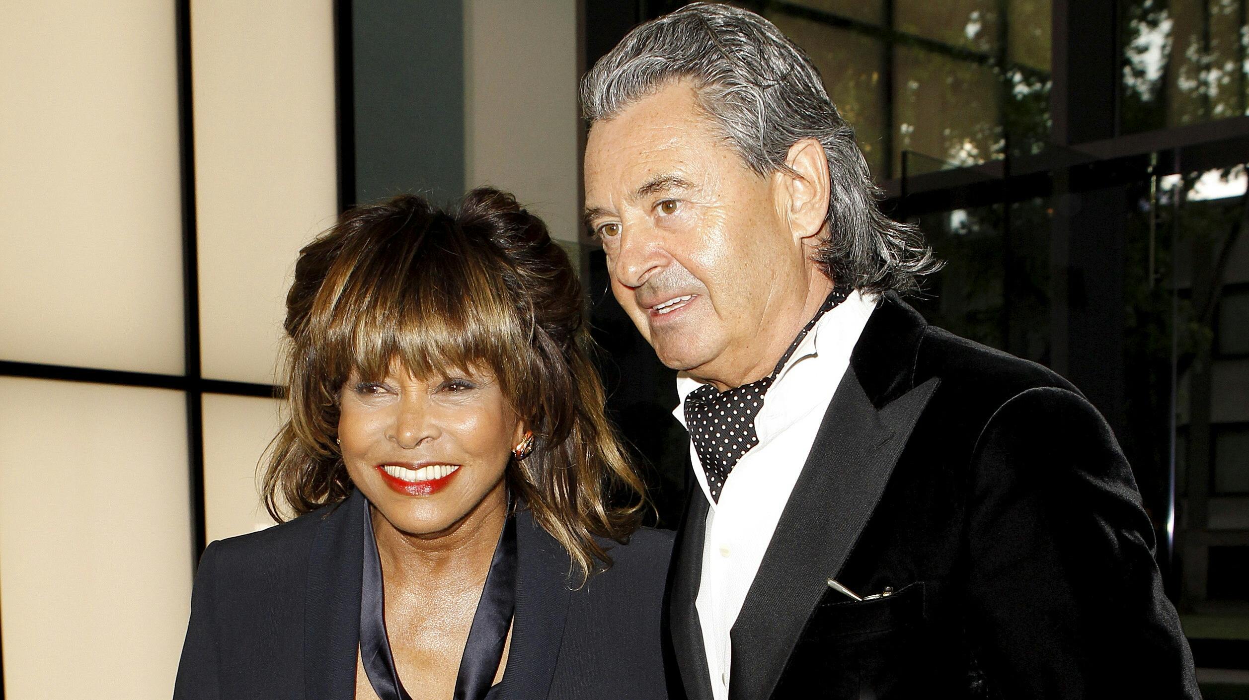 Tina Turners enkemand har fundet kærligheden på ny, efter superstjernen gik bort for knap to år siden.