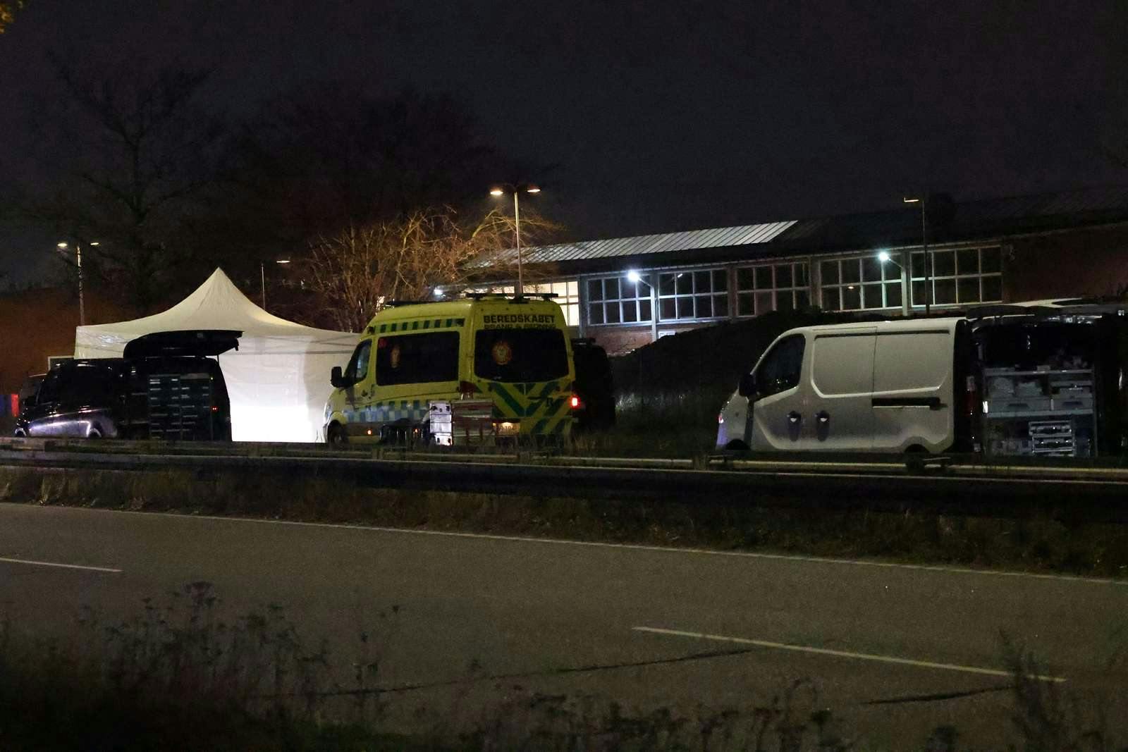 Politiet formoder, at en person er flygtet efter at have påkørt en kvinde i Hvidovre natten til onsdag.