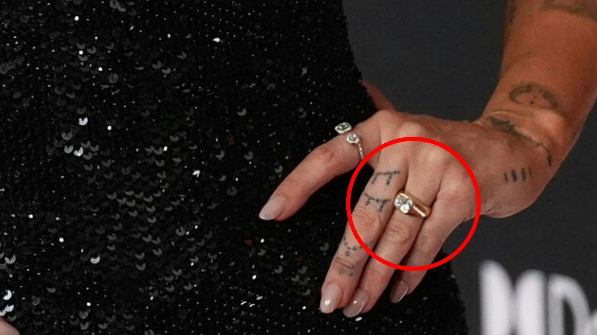 Nu er der ingen tvivl om, at ringen, som Miley Cyrus flashede på den røde løber, er en forlovelsesring.