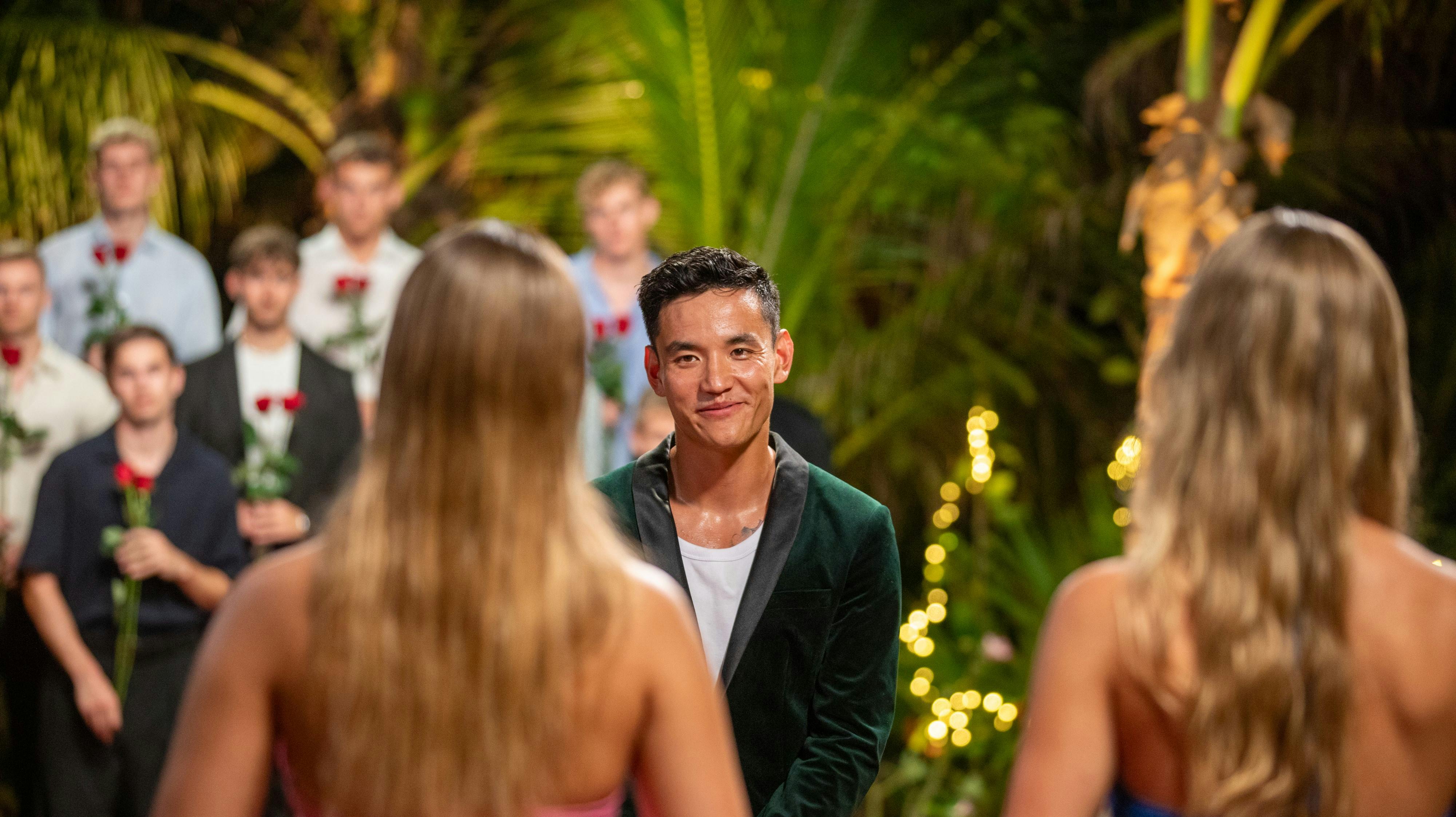 Tore Buch Mortensen har fået en kæreste - og han viser hende frem!