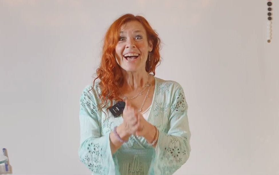 Ørting vil bredere ud med sit budskab om erotiske sprog og parudviklingssamtaler med sine nye online-videoer.