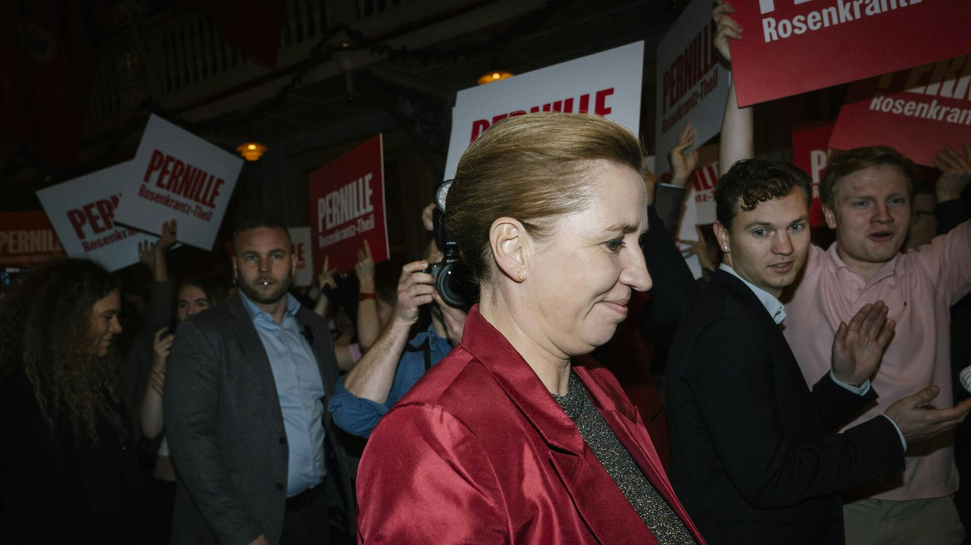 Mette Frederiksen på valgaftenen 18. november, der som bekendt ikke gik helt efter den socialdemokratiske plan.