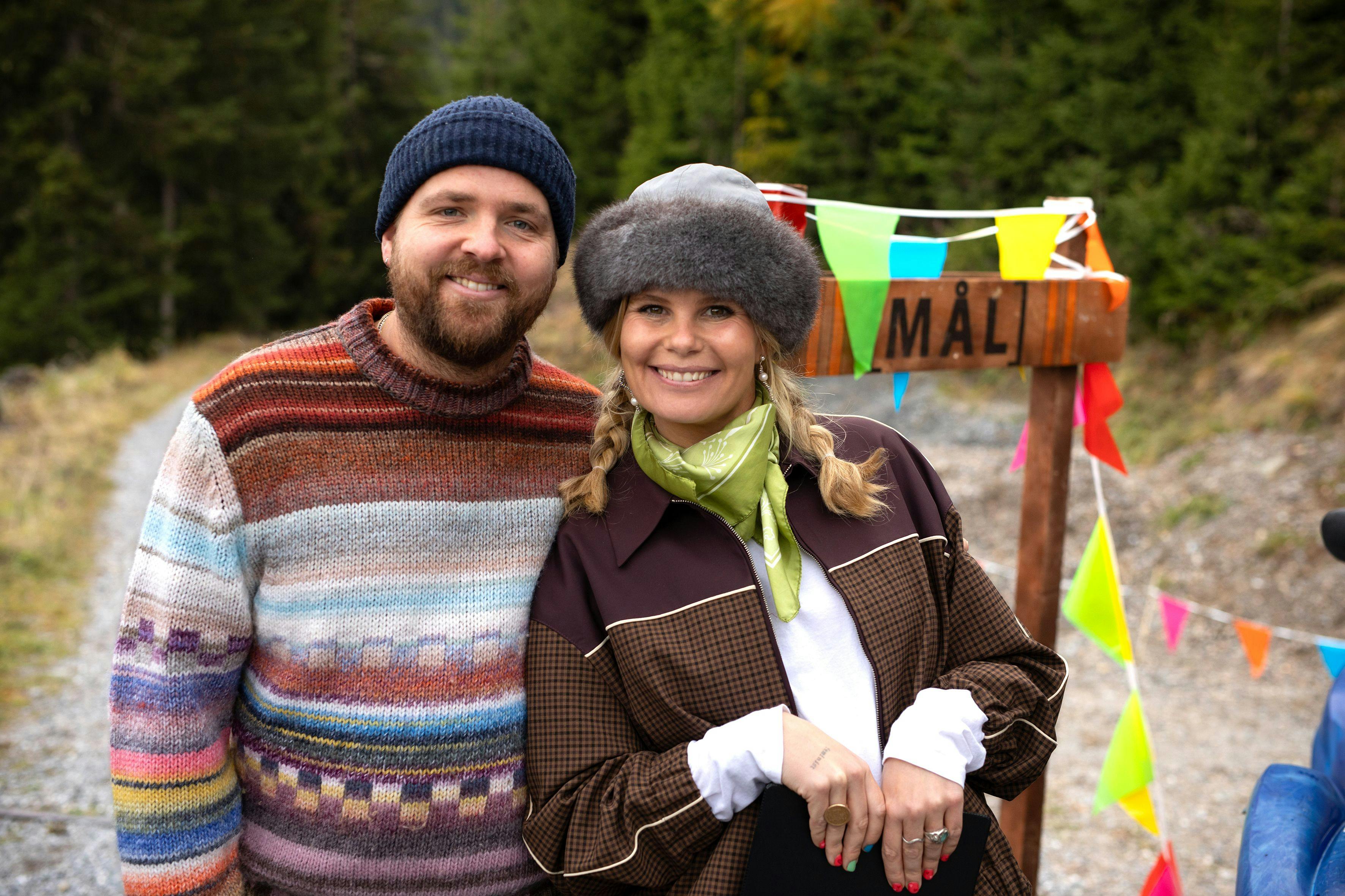Det er Joakim Ingversen og Sofie Linde, der er værter på "Hotel Romantik".