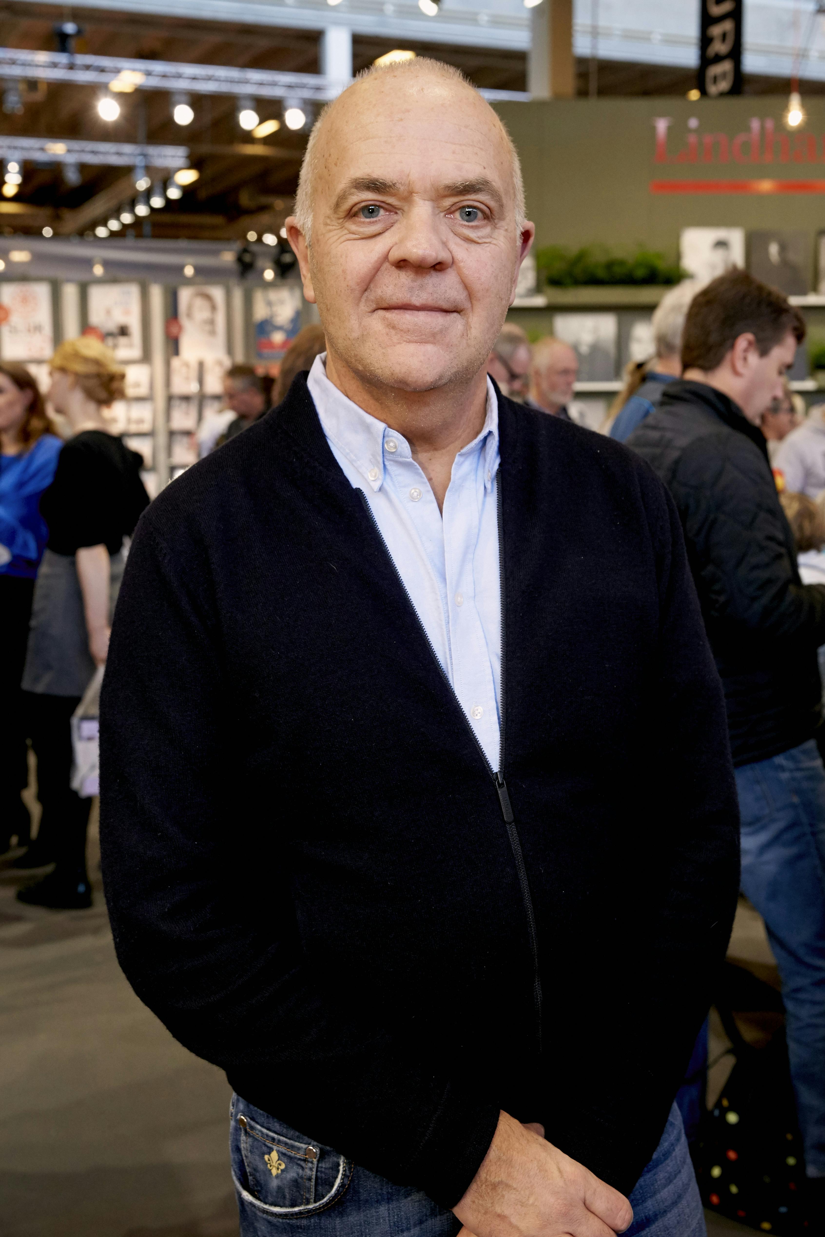 Jes Dorph-Petersen blev fyret fra TV 2 blandt andet på baggrund af en advokatundersøgelse, der viser sig at have været fejl i. Det beklager TV 2.