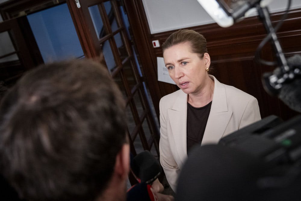 Statsminister Mette Frederiksen (S) var 2. december til Socialdemokratiets gruppemøde på Christiansborg. Ifølge DR og Der Spiegel deltog hun dagen inden på et videoopkald med europæiske ledere, hvor Ukraines fremtid blev drøftet. (Arkivfoto). - Foto