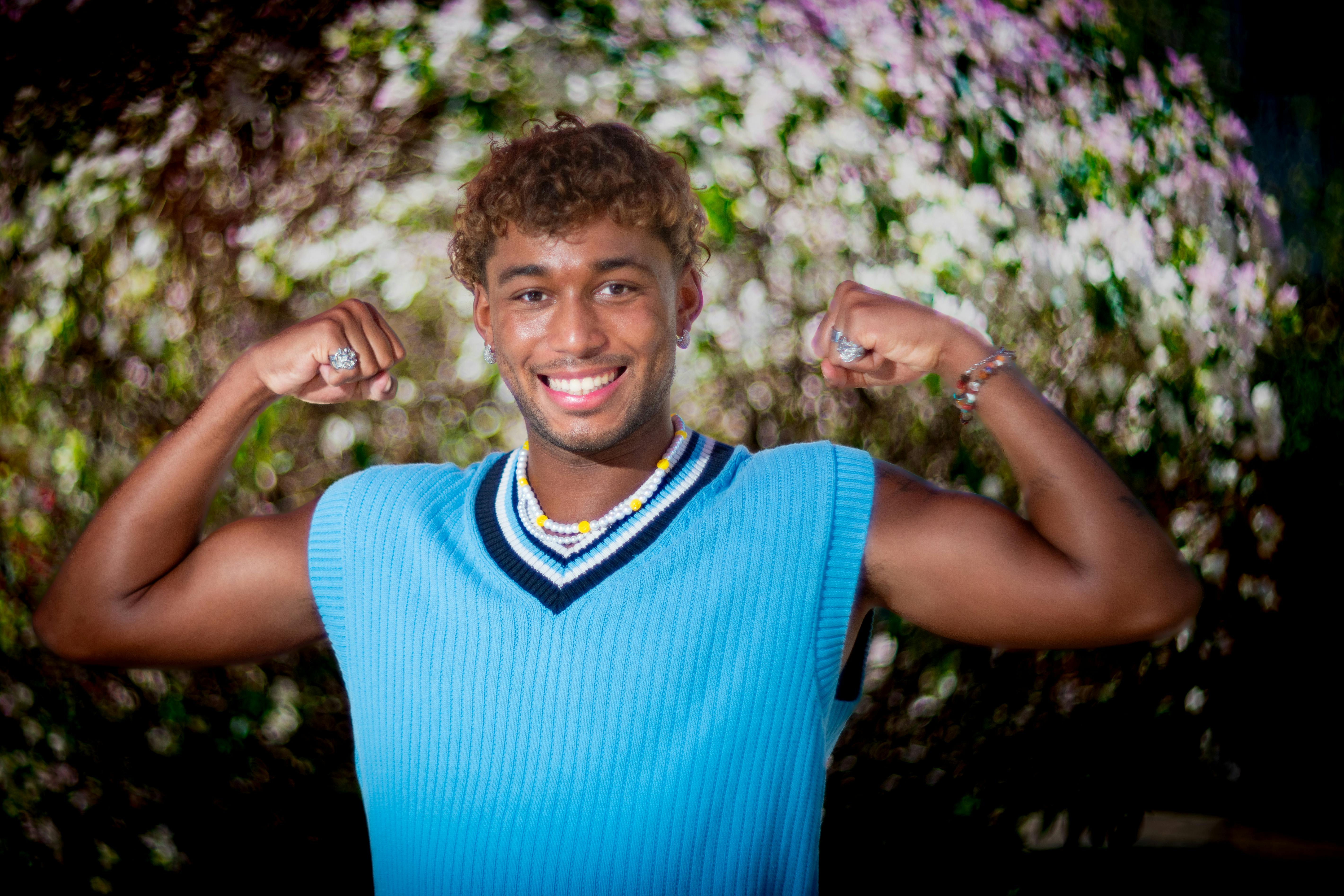 Den danske tv-kendis Alhaji Contafaye opgraderer nu fra "Ex on the beach" til norsk "Paradise Hotel".