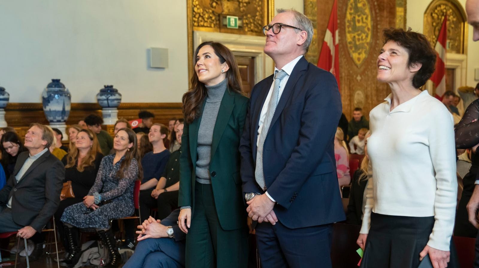 Thomas Bustrup har i årevis været særdeles tæt på medlemmer af det danske kongehus. Her ses han sammen med daværende kronprinsesse Mary i 2022.