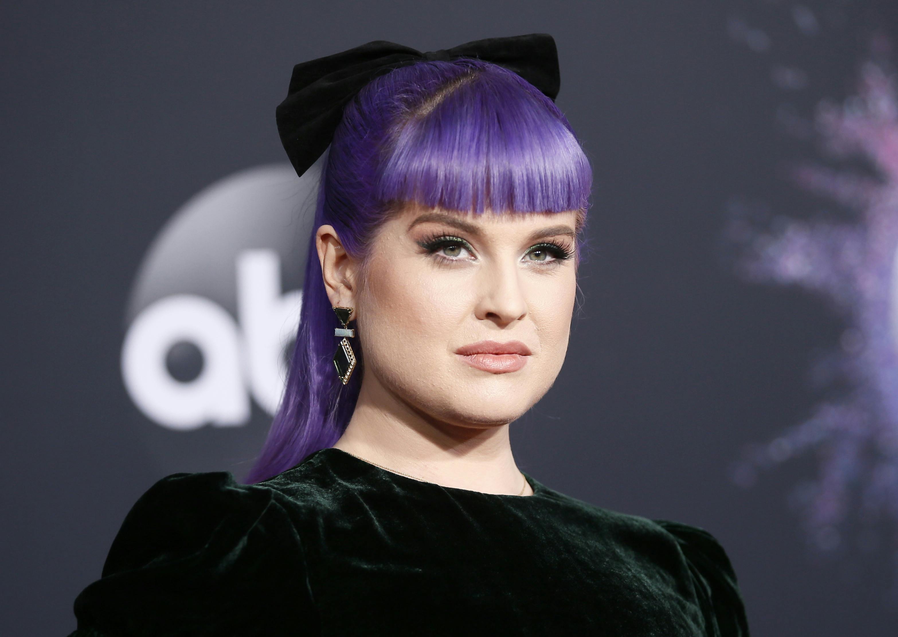 Kelly Osbourne fortæller nu, at hendes vægttab er forbundet med sin fars død.