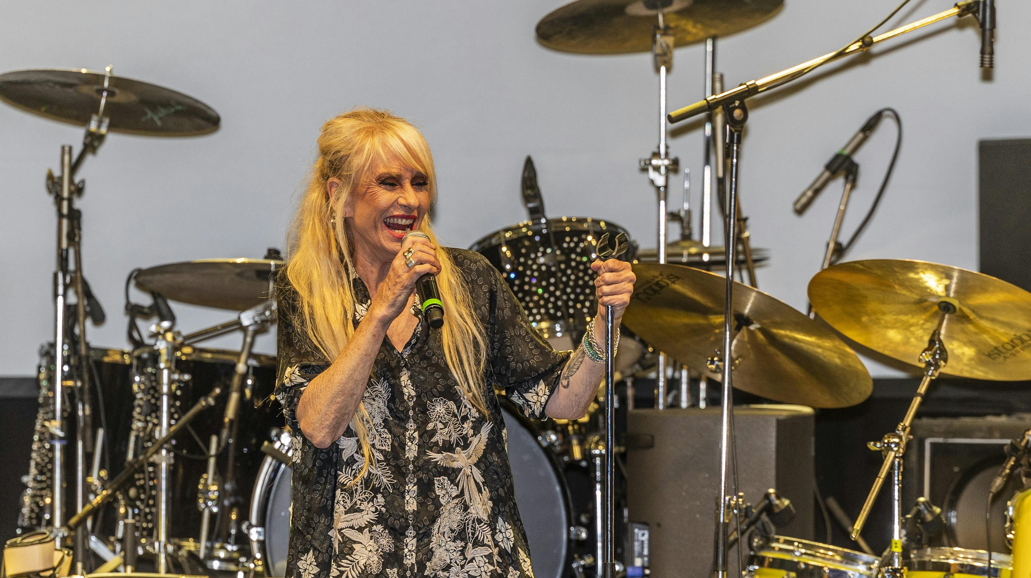 Sanne Salomonsen lever stadig skønt af musikken.