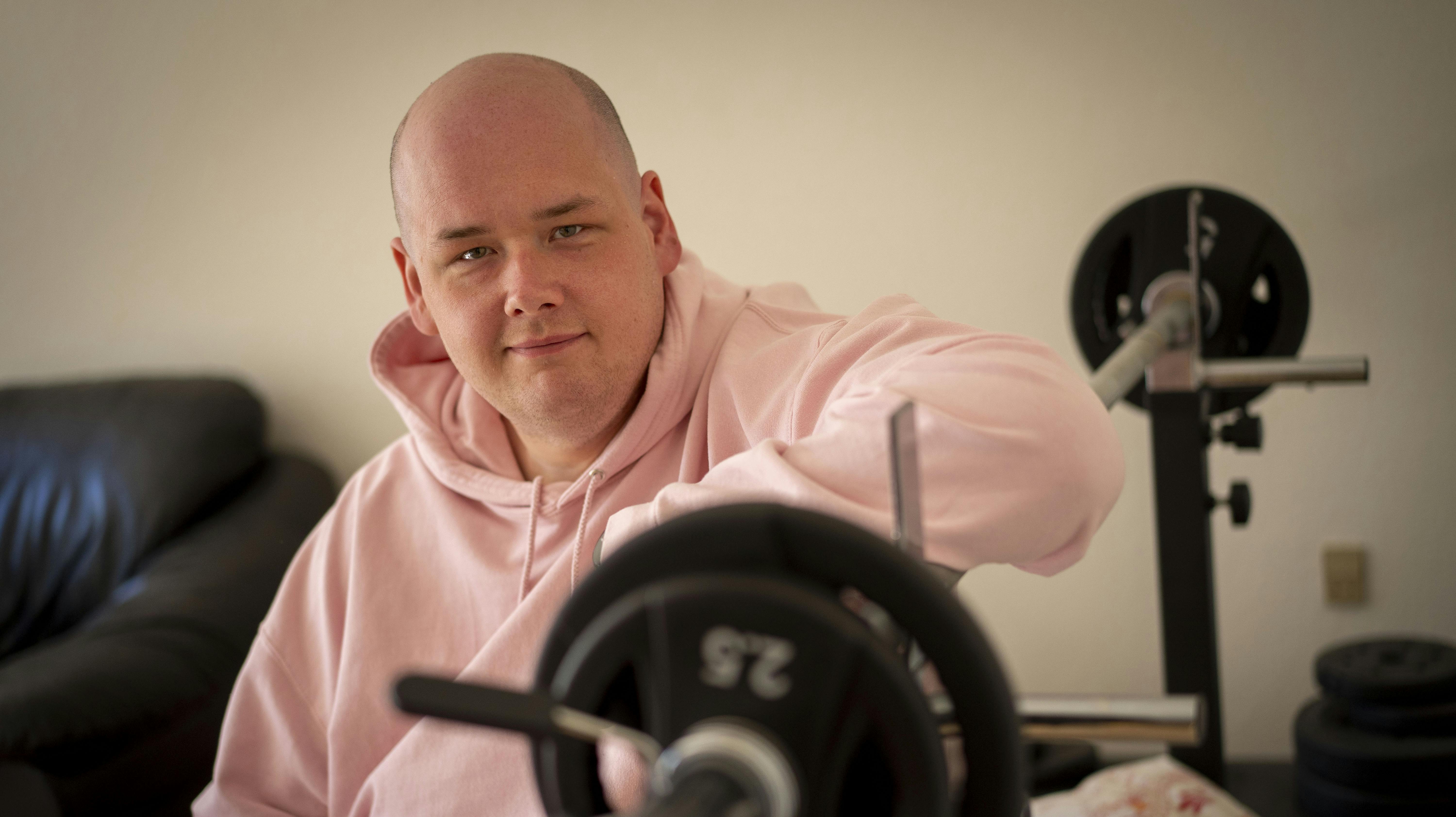 Stefan Jepsen fra "Stor Mand" blev en del mindre, men kæmper nu mod julefristelserne.