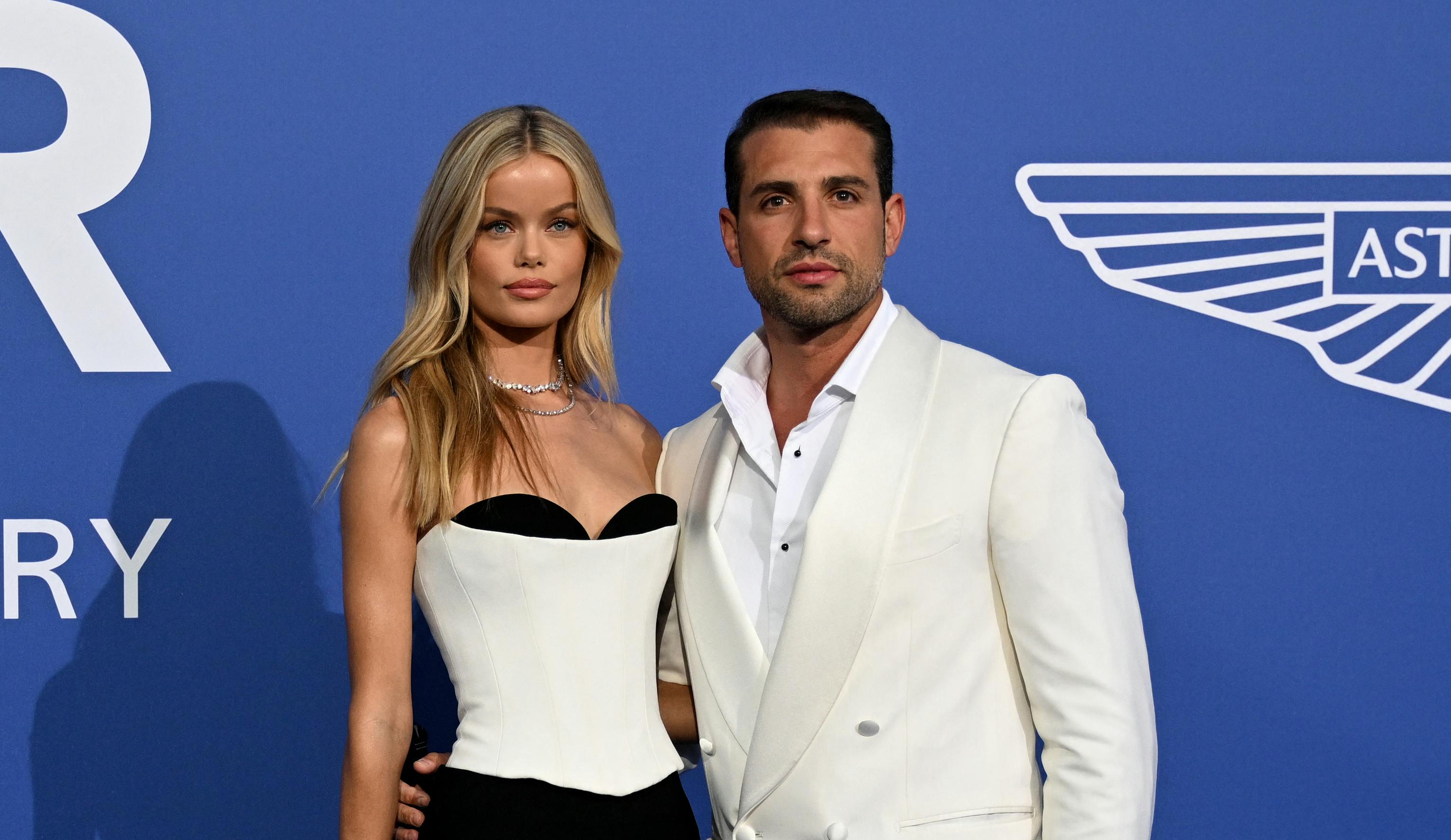 Den norske model Frida Aasen må for en stund sætte modelkarrieren på bero. Hun og ægtemanden Tommy Chiabra er nemlig blevet forældre.