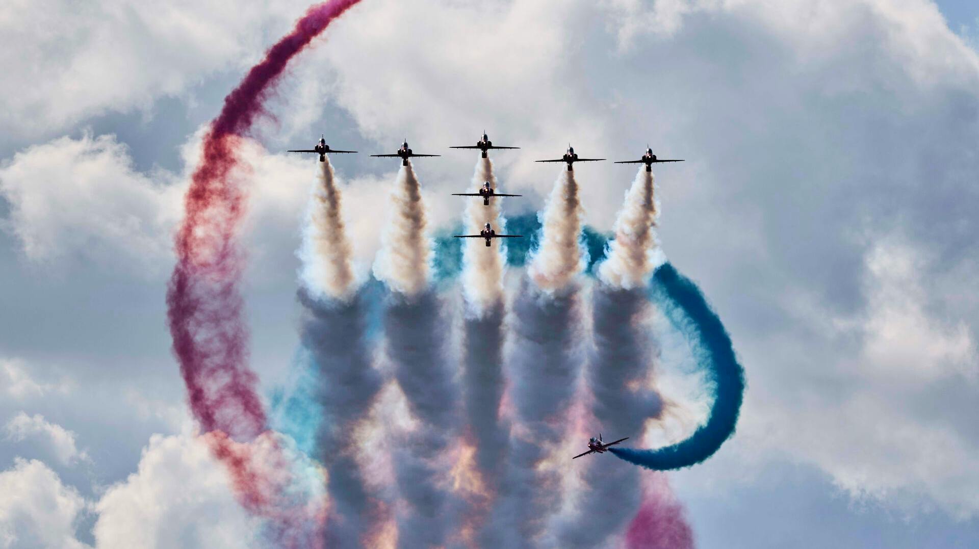 Der er fly i luften over København tirsdag.
