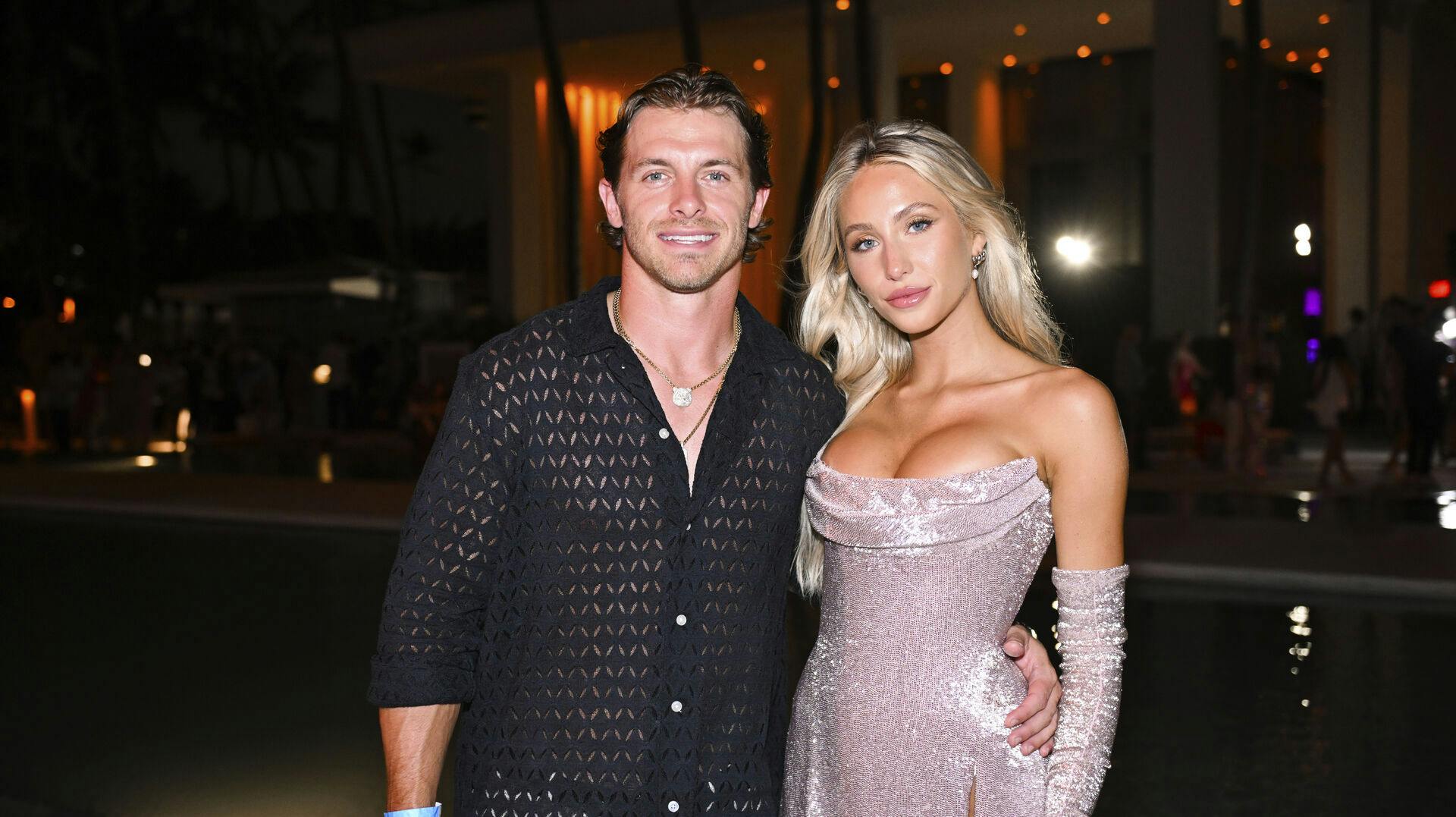 Kendisparret Braxton Berrios og Alix Earle danner ikke længere par. Det fortæller Alix Earle på TikTok.