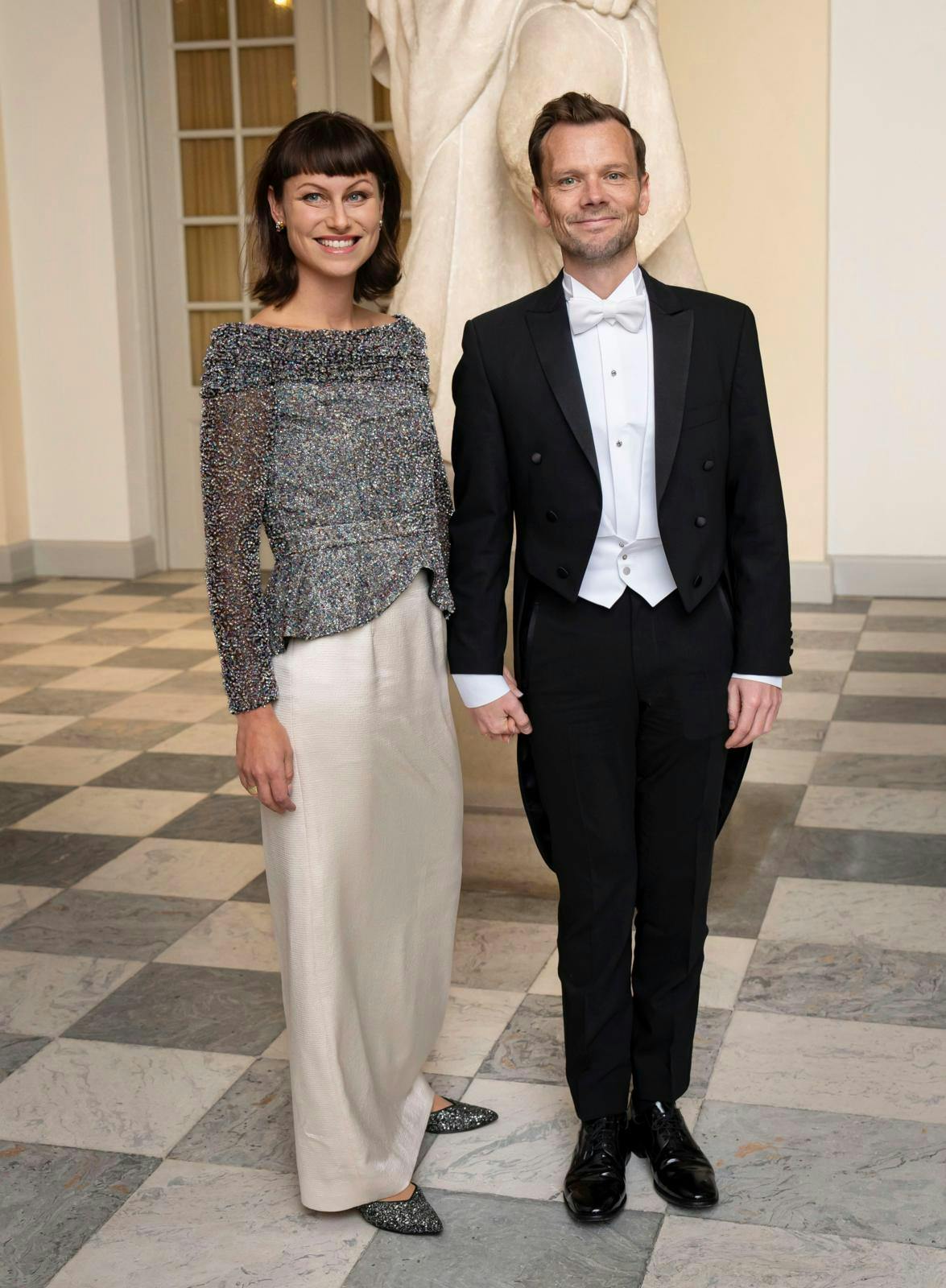 Justitsminister Peter Hummelgaard (S) og hans kone, Sara Vad Sørensen, venter deres tredje barn til april 2026. Og det bliver en lille pige, afslører ministeren i et opslag på Facebook.